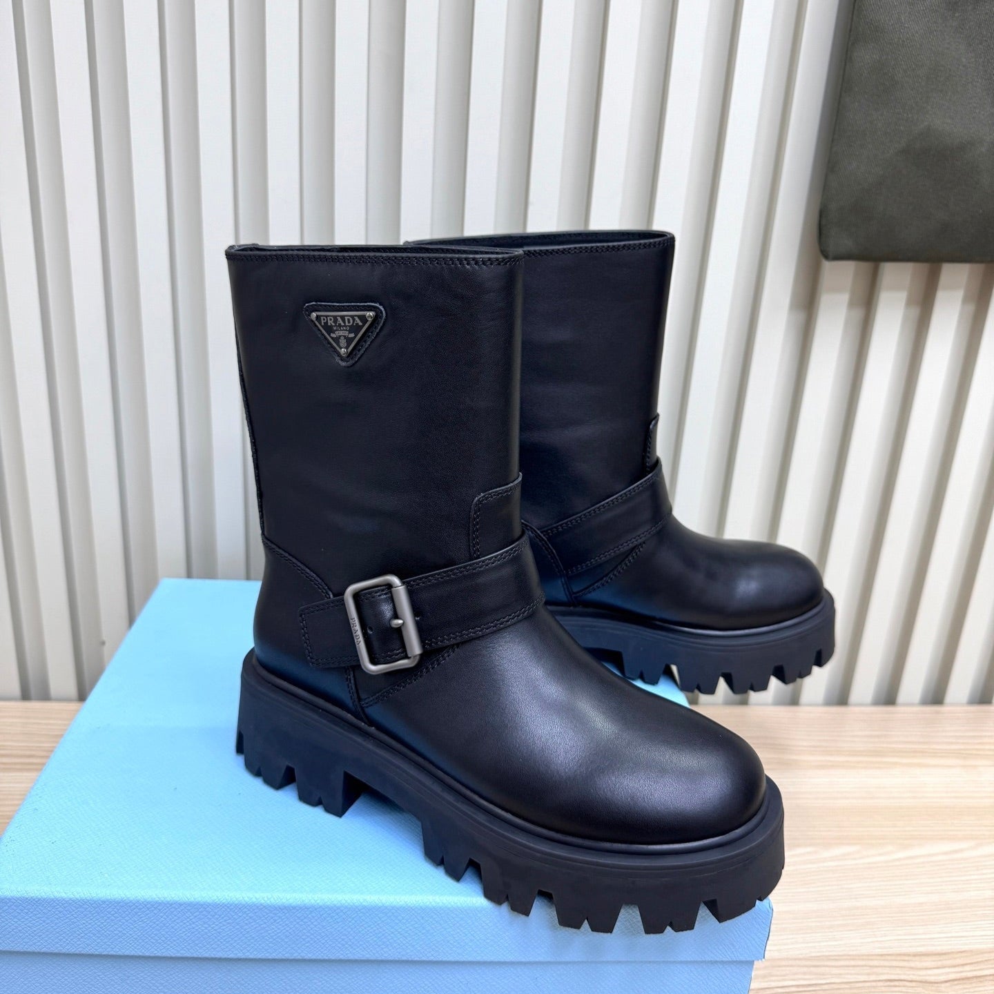 PRA Martin boots black sheepskin 443644