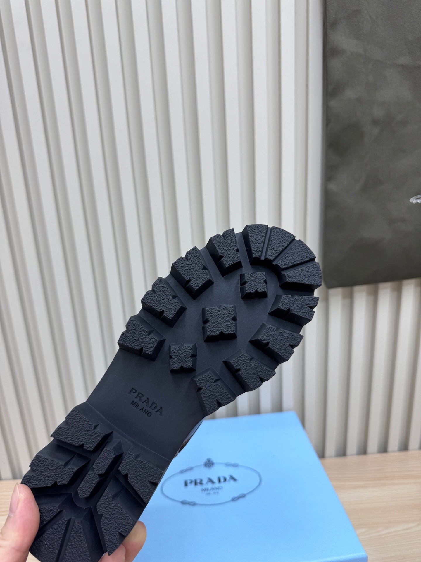 PRA Martin boots dark chocolate brown sheepskin 443645