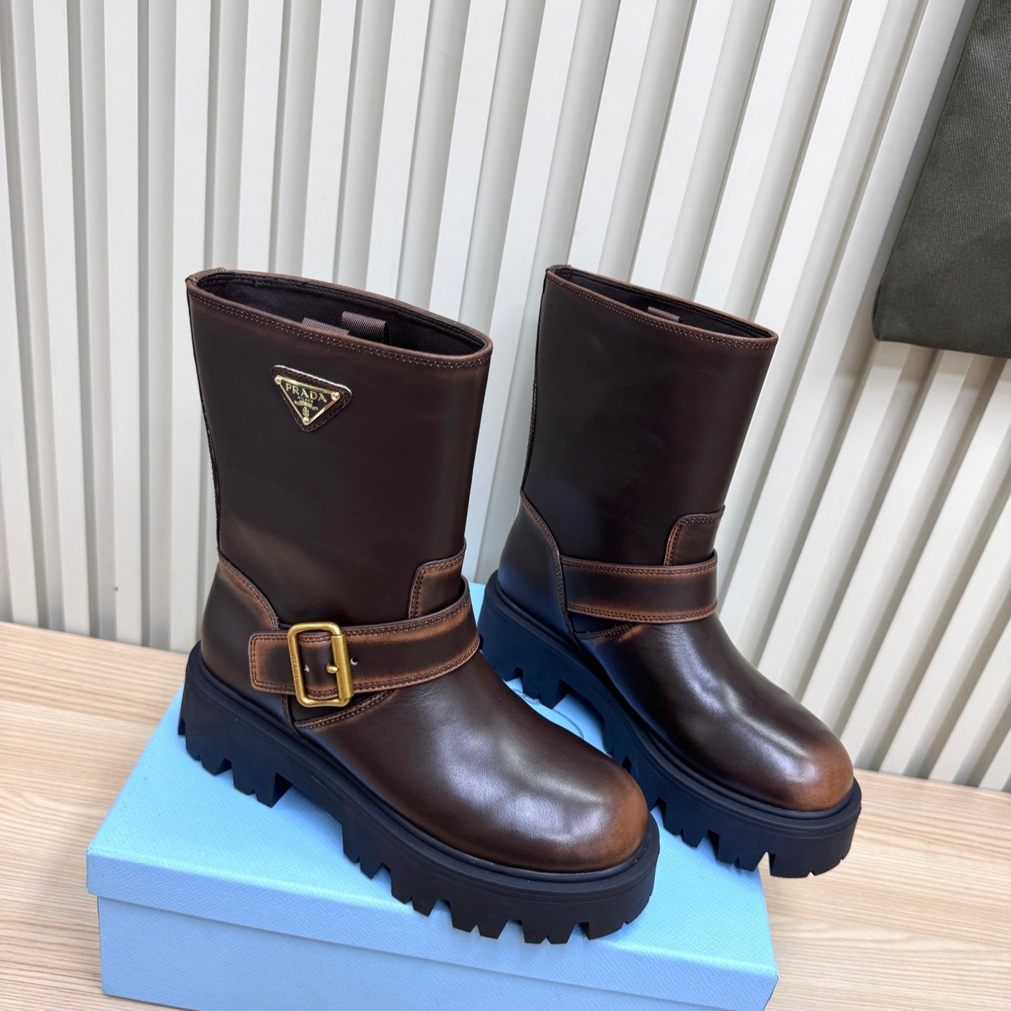 PRA Martin boots dark chocolate brown sheepskin 443645