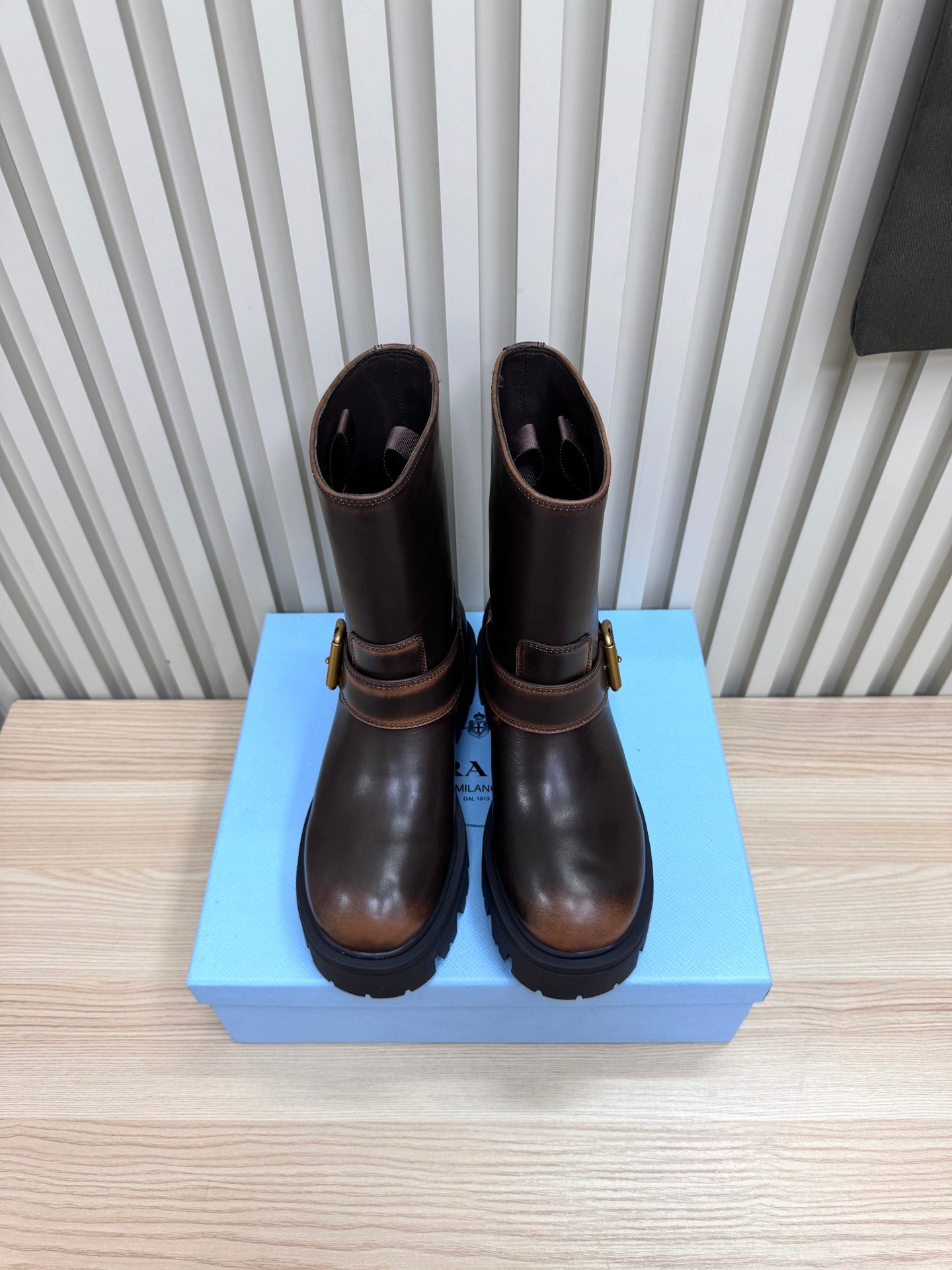 PRA Martin boots dark chocolate brown sheepskin 443645