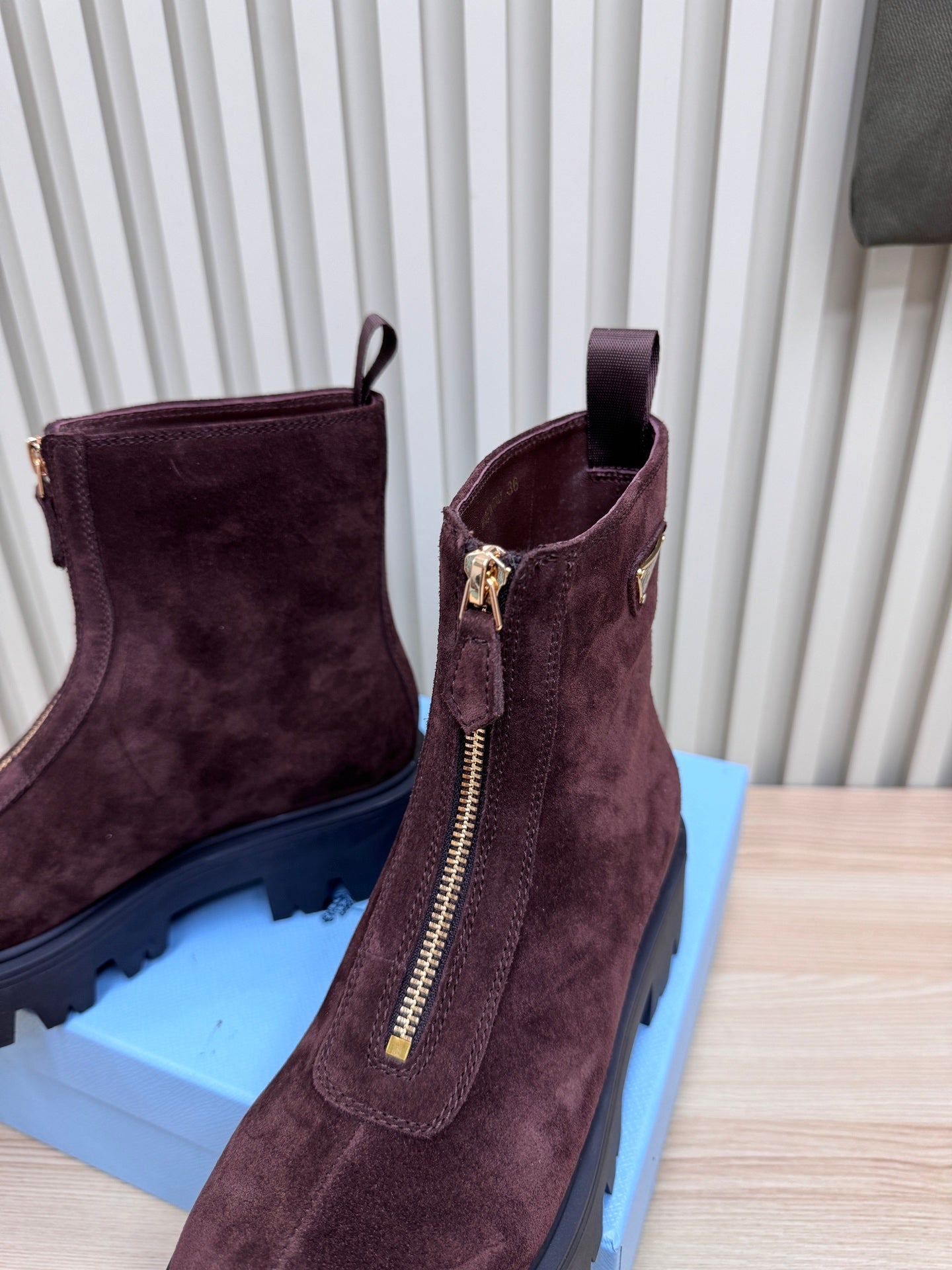 PRA Martin boots burgundy brown suede 443648