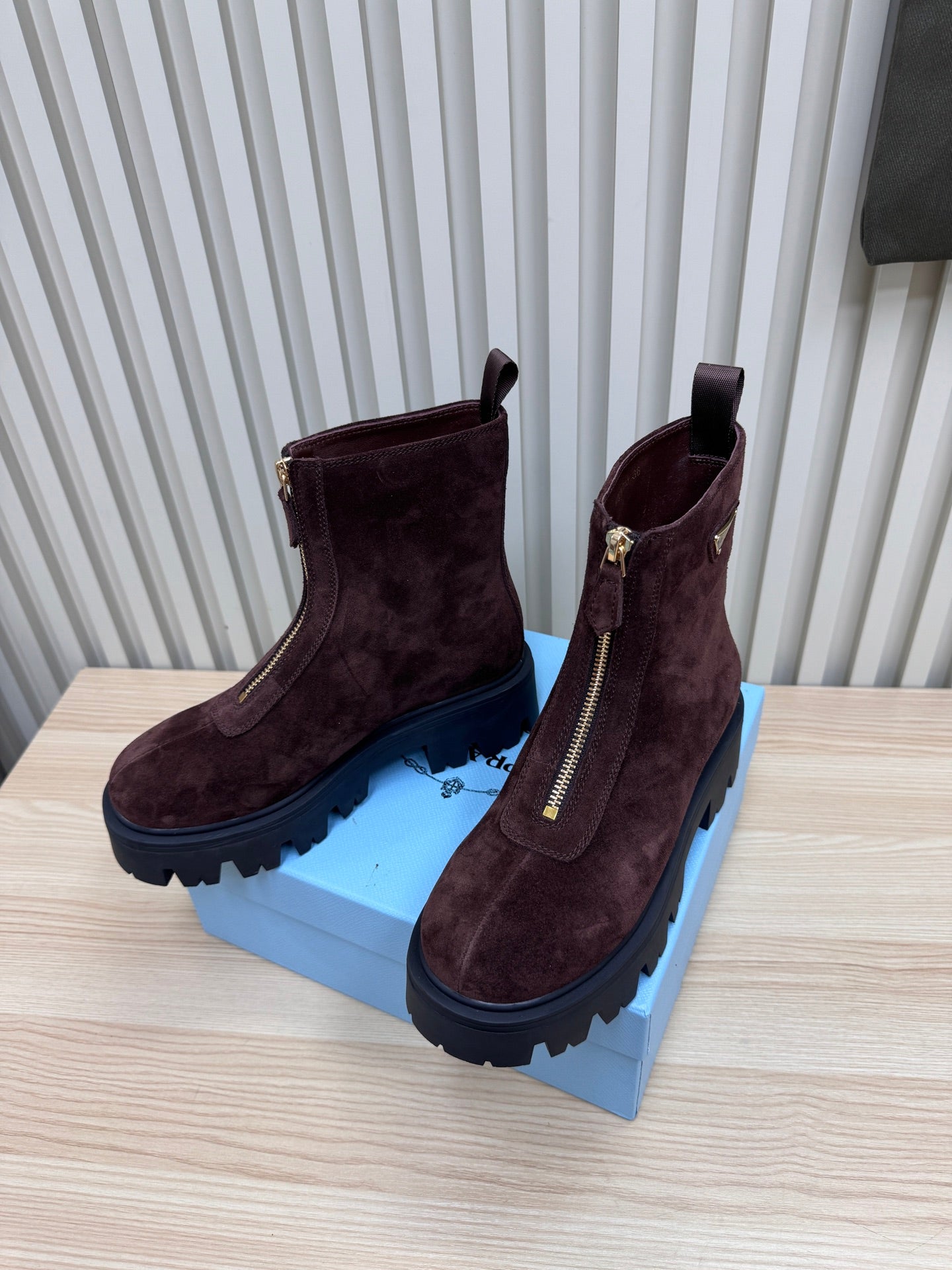 PRA Martin boots burgundy brown suede 443648