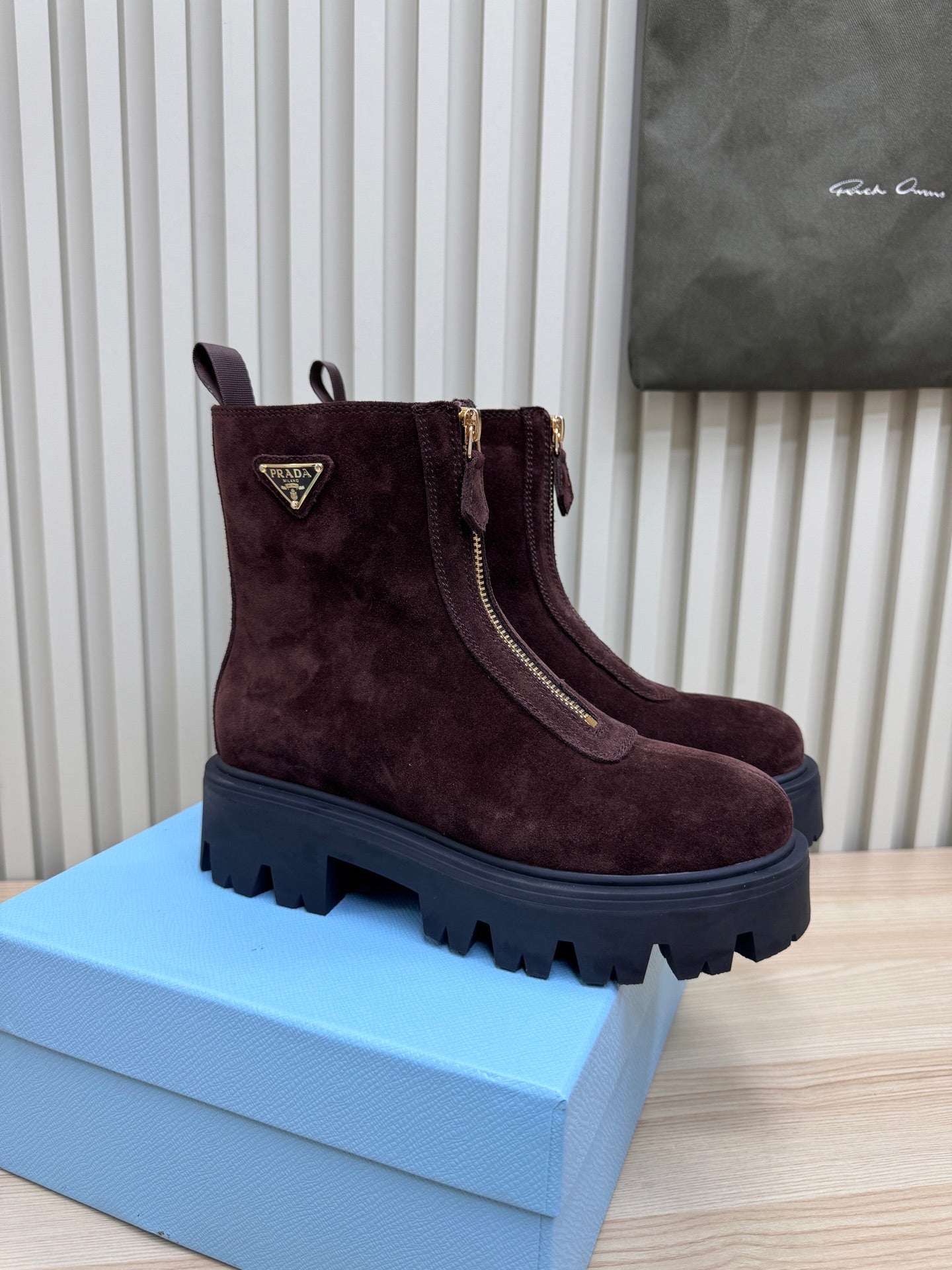 PRA Martin boots burgundy brown suede 443648