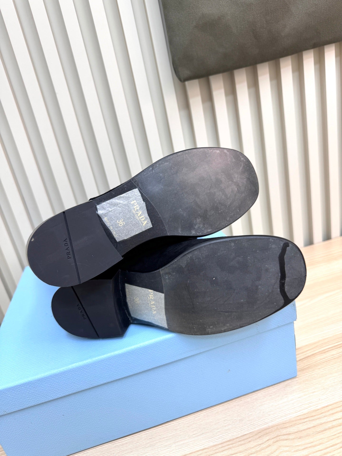 PRA latest mid-length boots black suede 443657