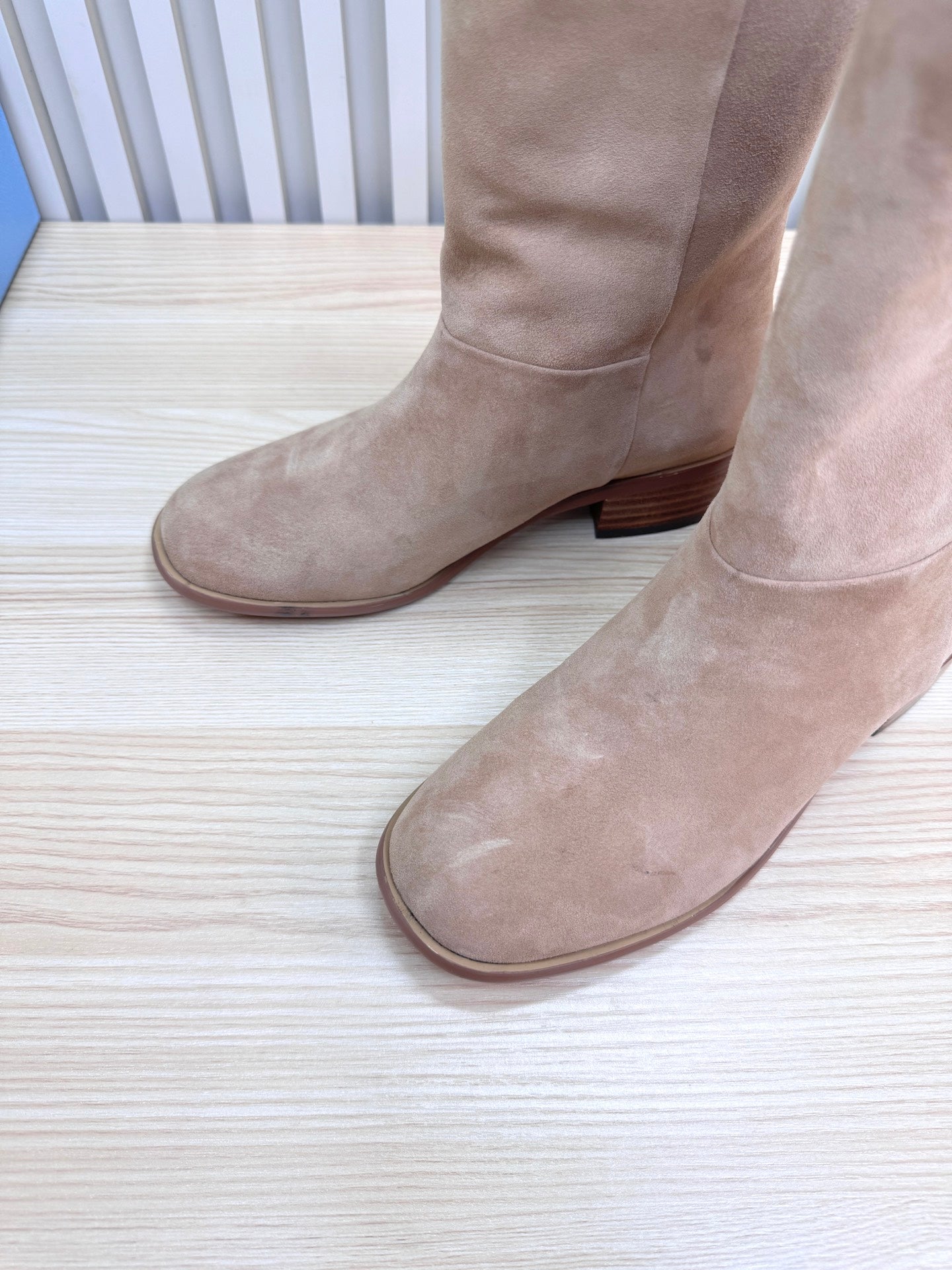 PRA latest mid-length boots beige suede 443658