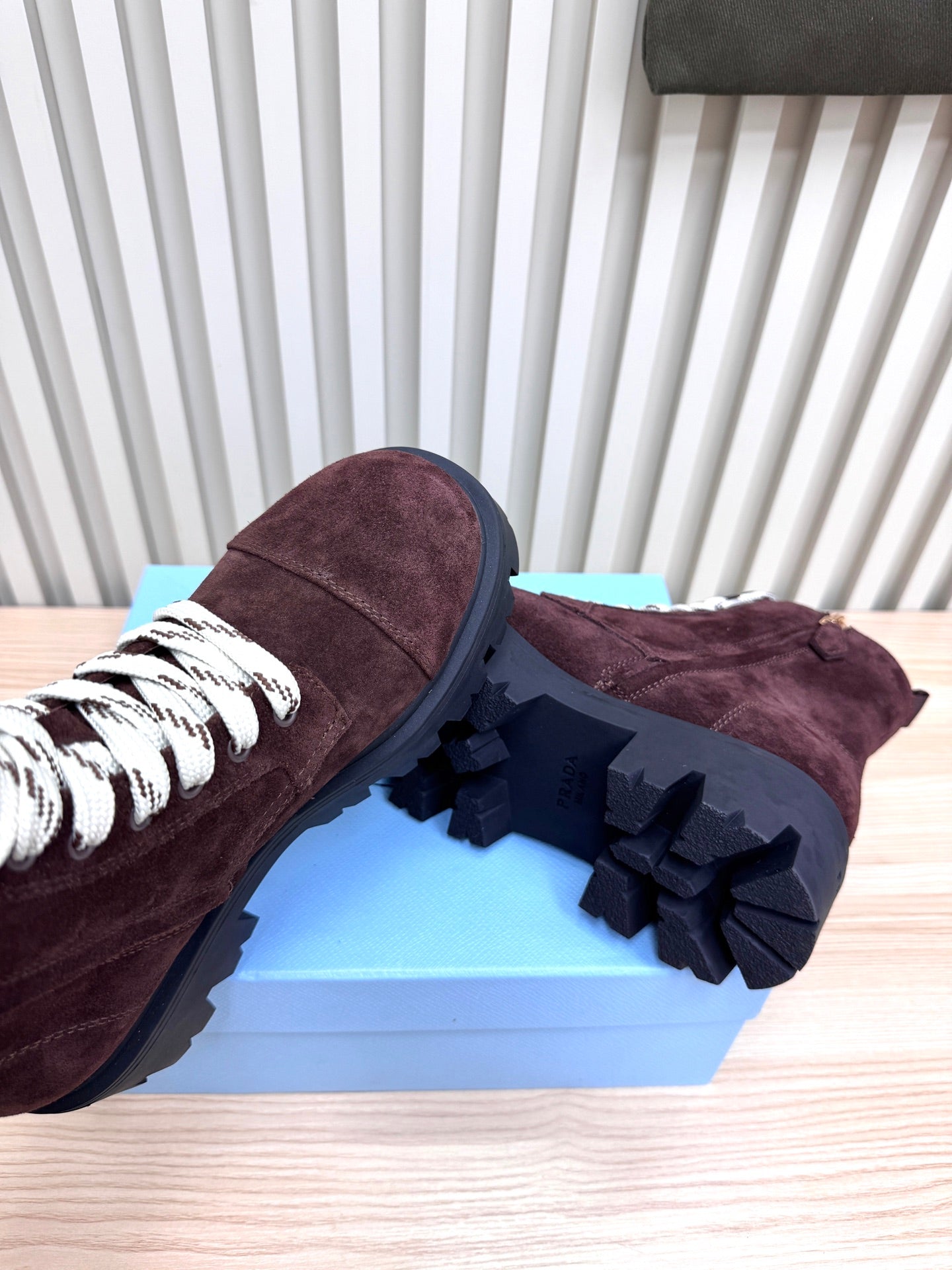 PRA Martin boots burgundy brown suede 443668