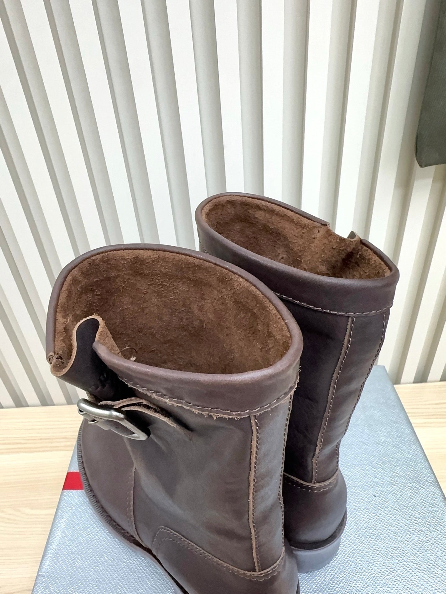 PRA Latest knight boots dark chocolate brown sheepskin