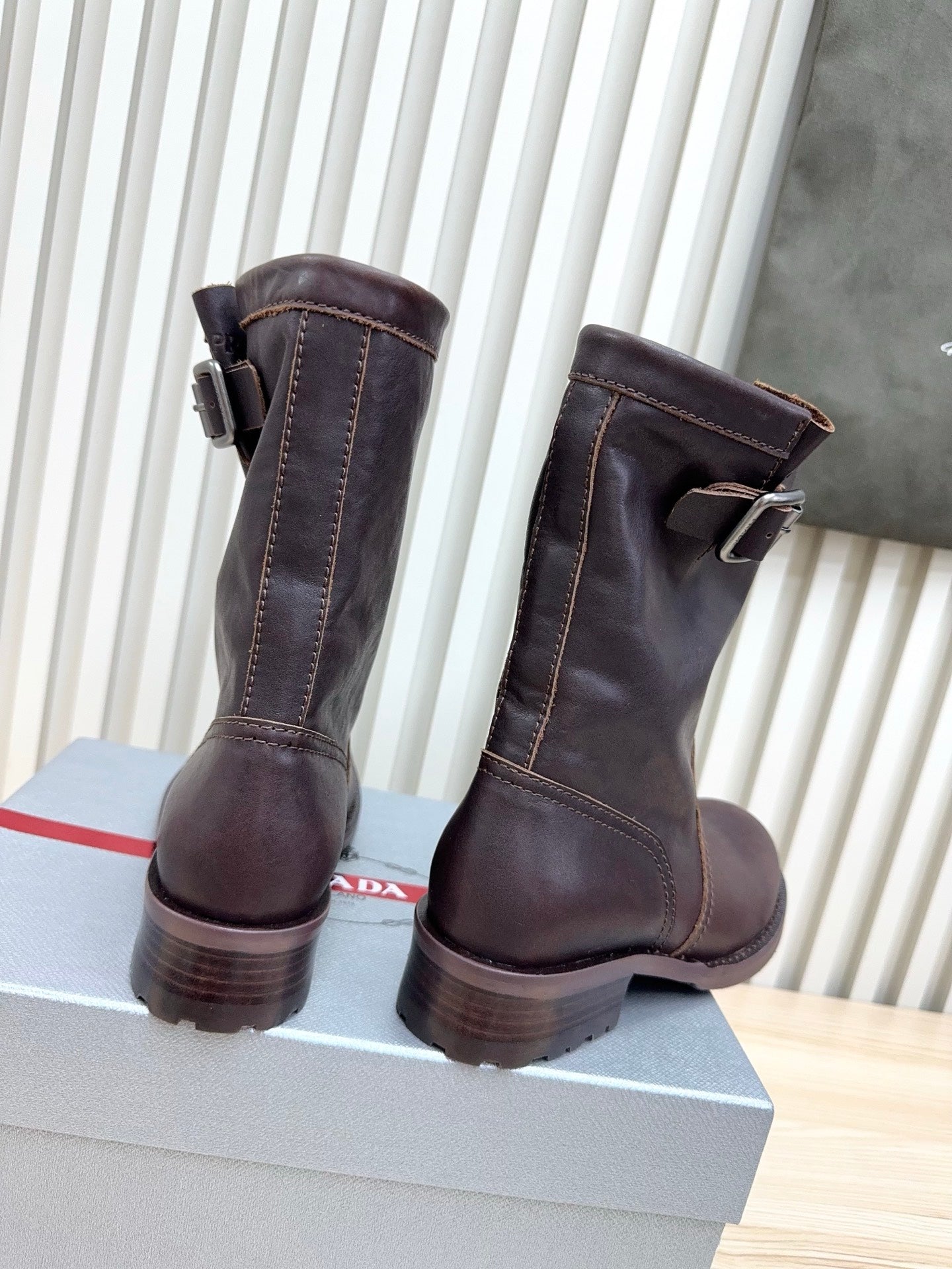 PRA Latest knight boots dark chocolate brown sheepskin