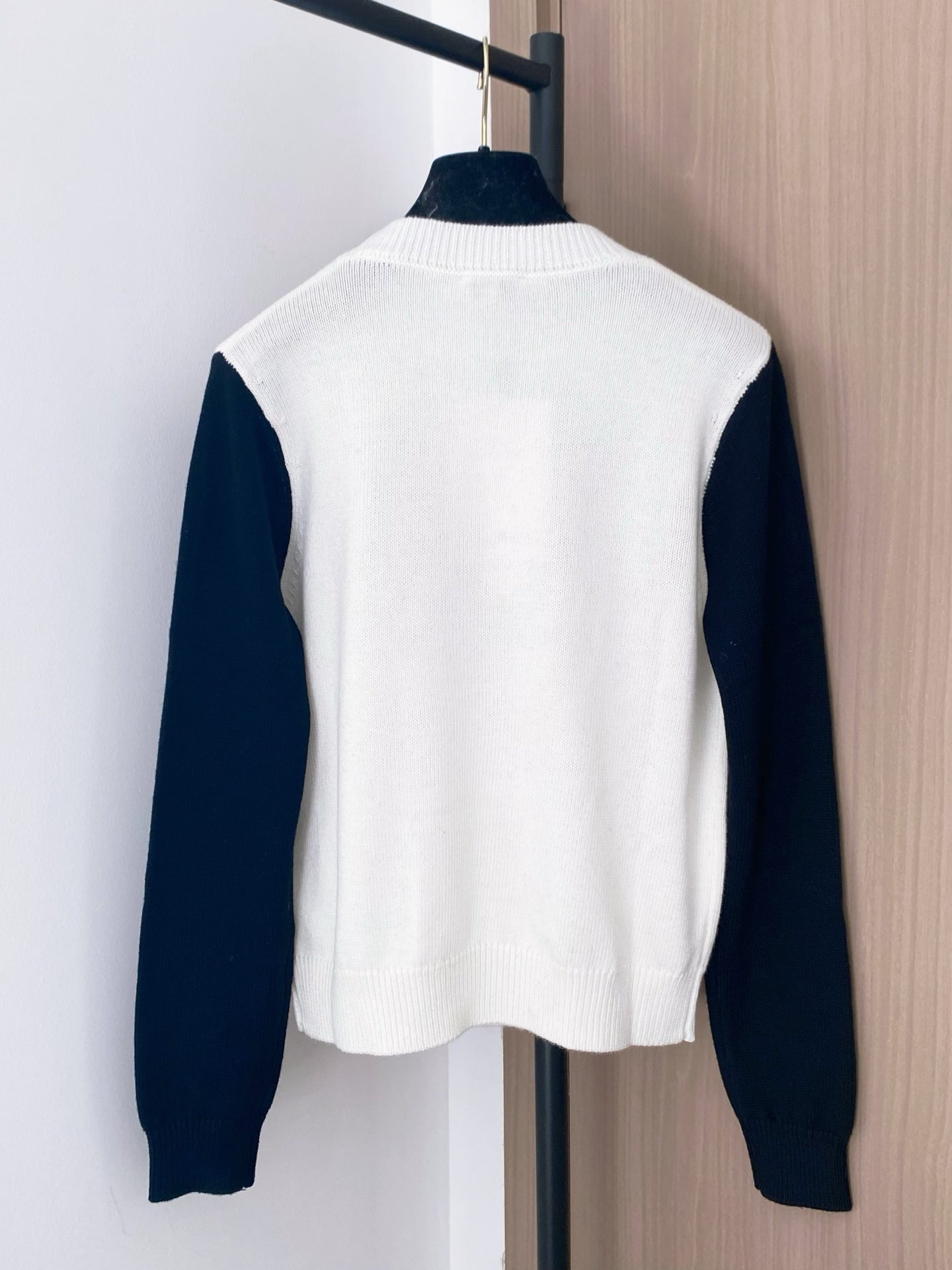 Chanel 2025 Bow Sweater White mix Blue Wool 99230
