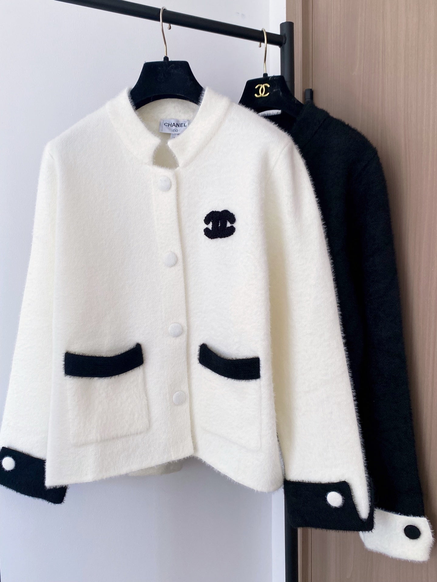 Chanel 2025 Cardigan Black and White Wool 331291