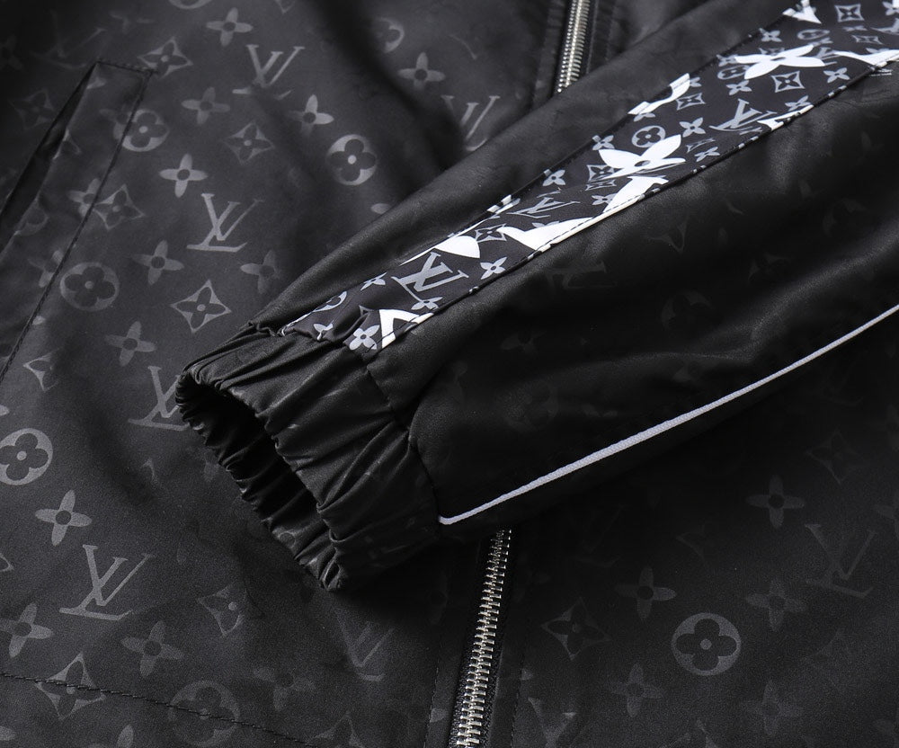 LV HOODED JACKET BLACK MIX WHITE MONOGRAM 239001