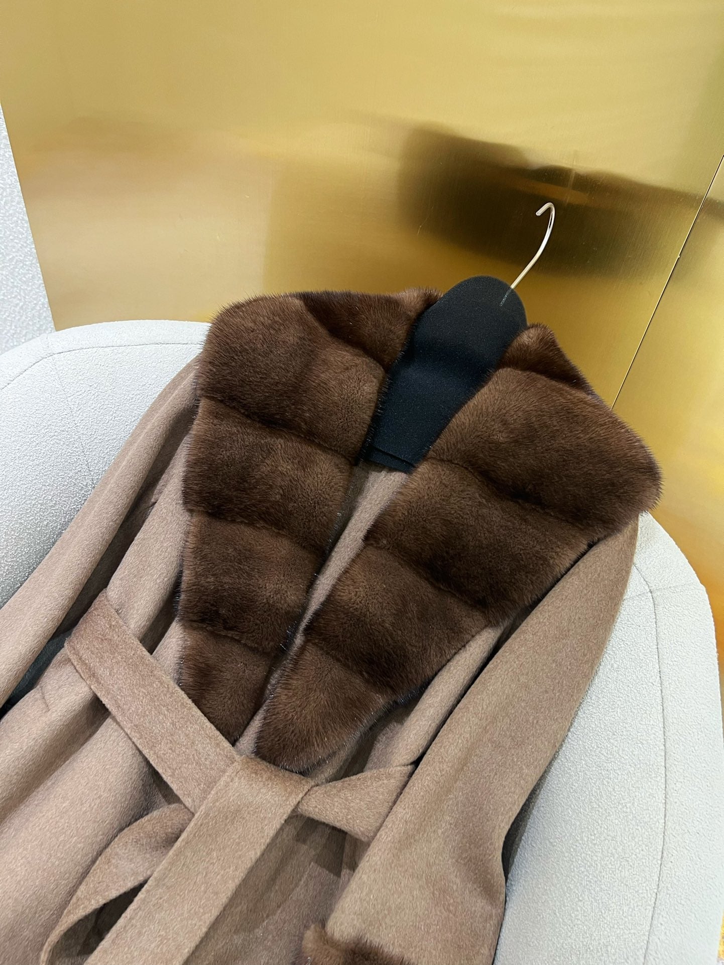 LP 25 Deep V-neck Long Coat Brown Cashmere Fur 303964