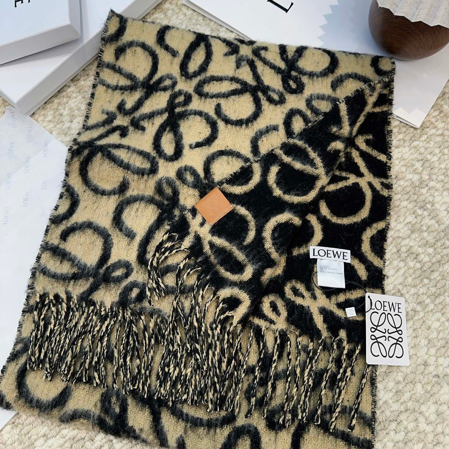 Loewe Scarf 180CM  Black Beige Wool Cashmere 968582