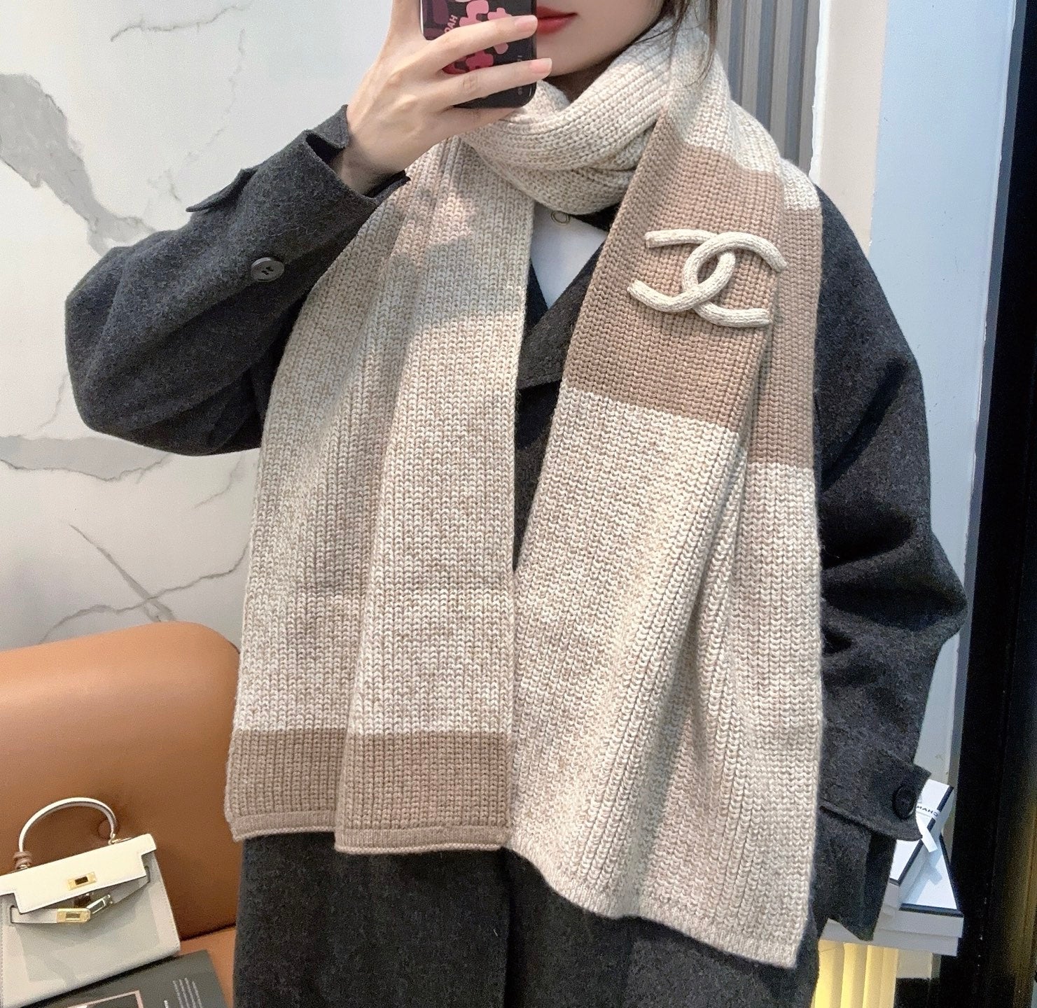 CC 25 Classic Scarf 175cm Light Gray Brown Wool 971059