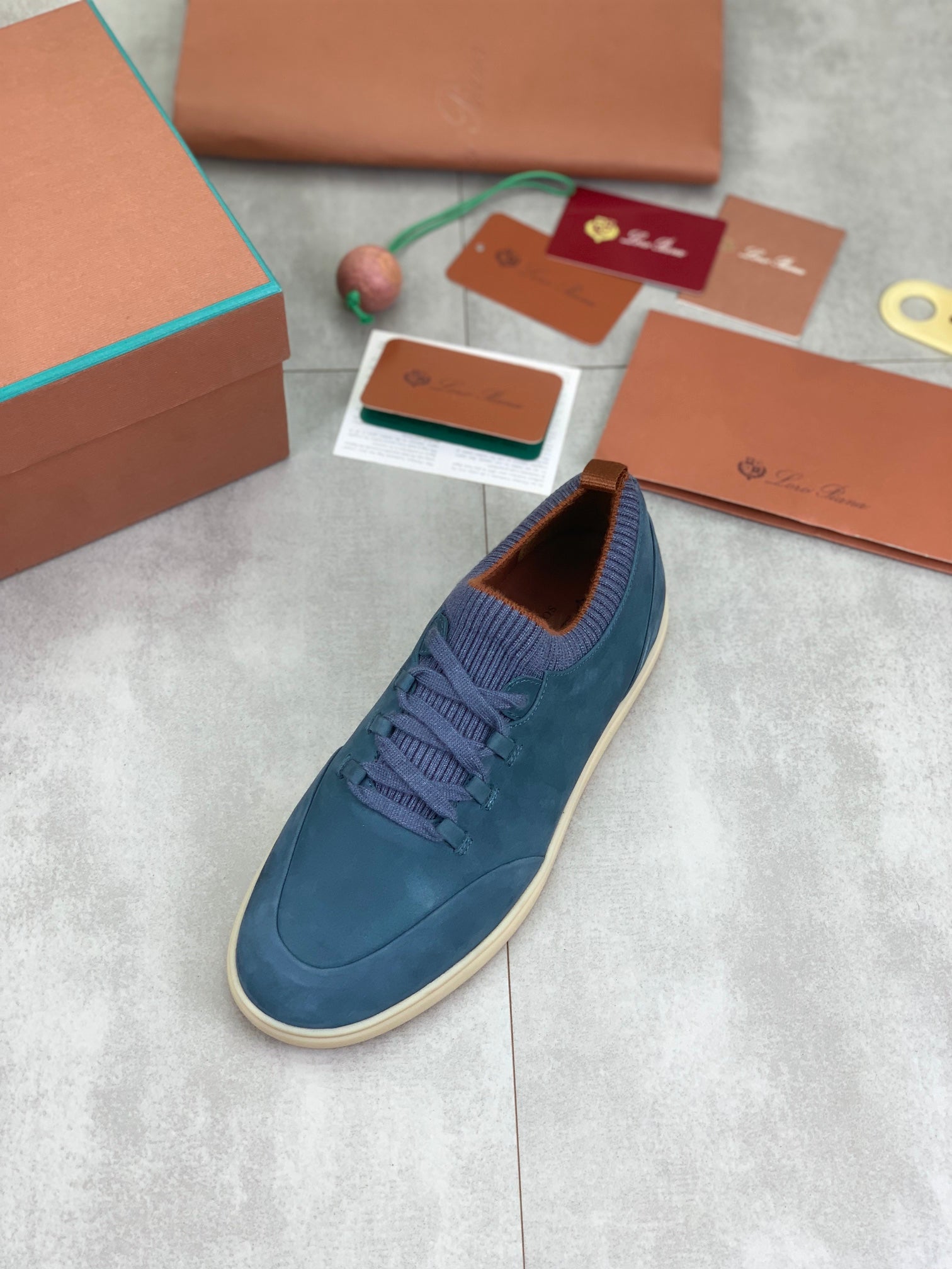 LP SOHO WALK TRAINERS IN SAPPHIRE SUEDE