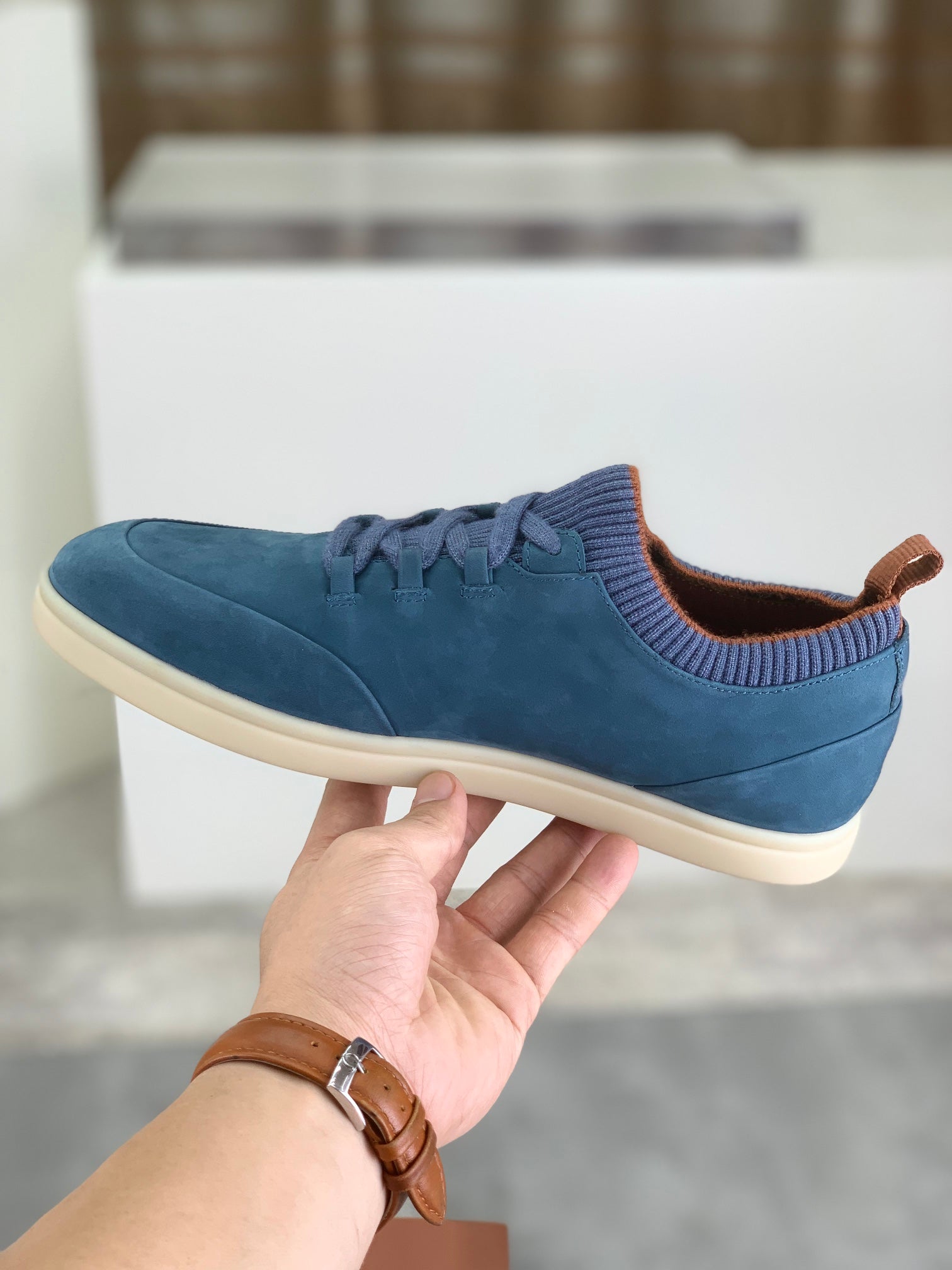 LP SOHO WALK TRAINERS IN SAPPHIRE SUEDE