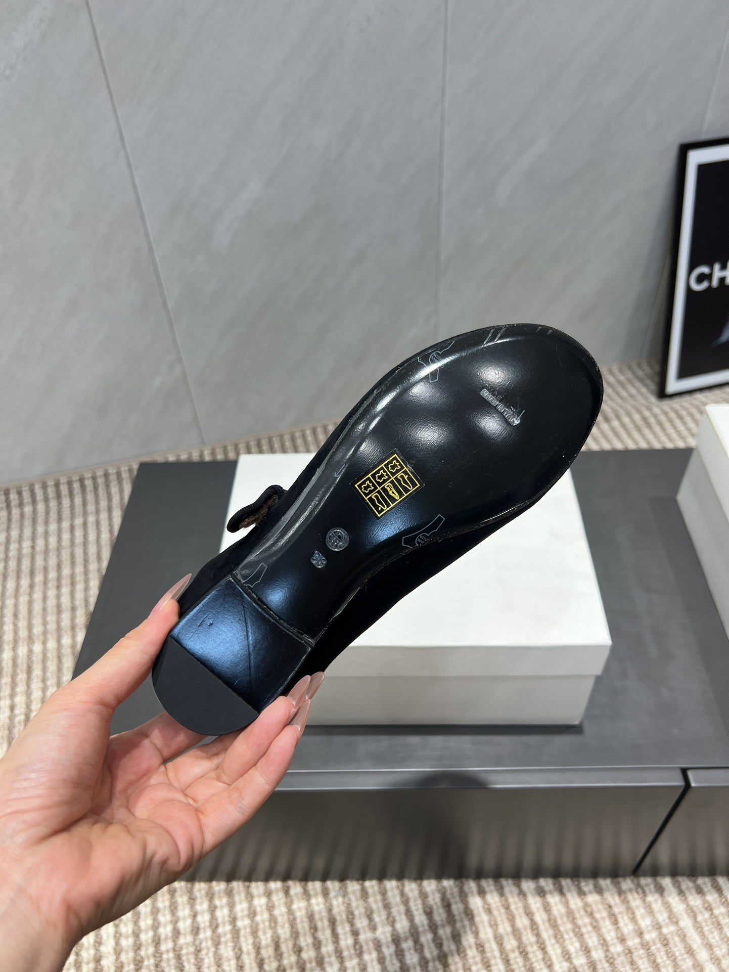 The Row 2025 Round Toe Ballet Flat Black Suede Fleece 540488