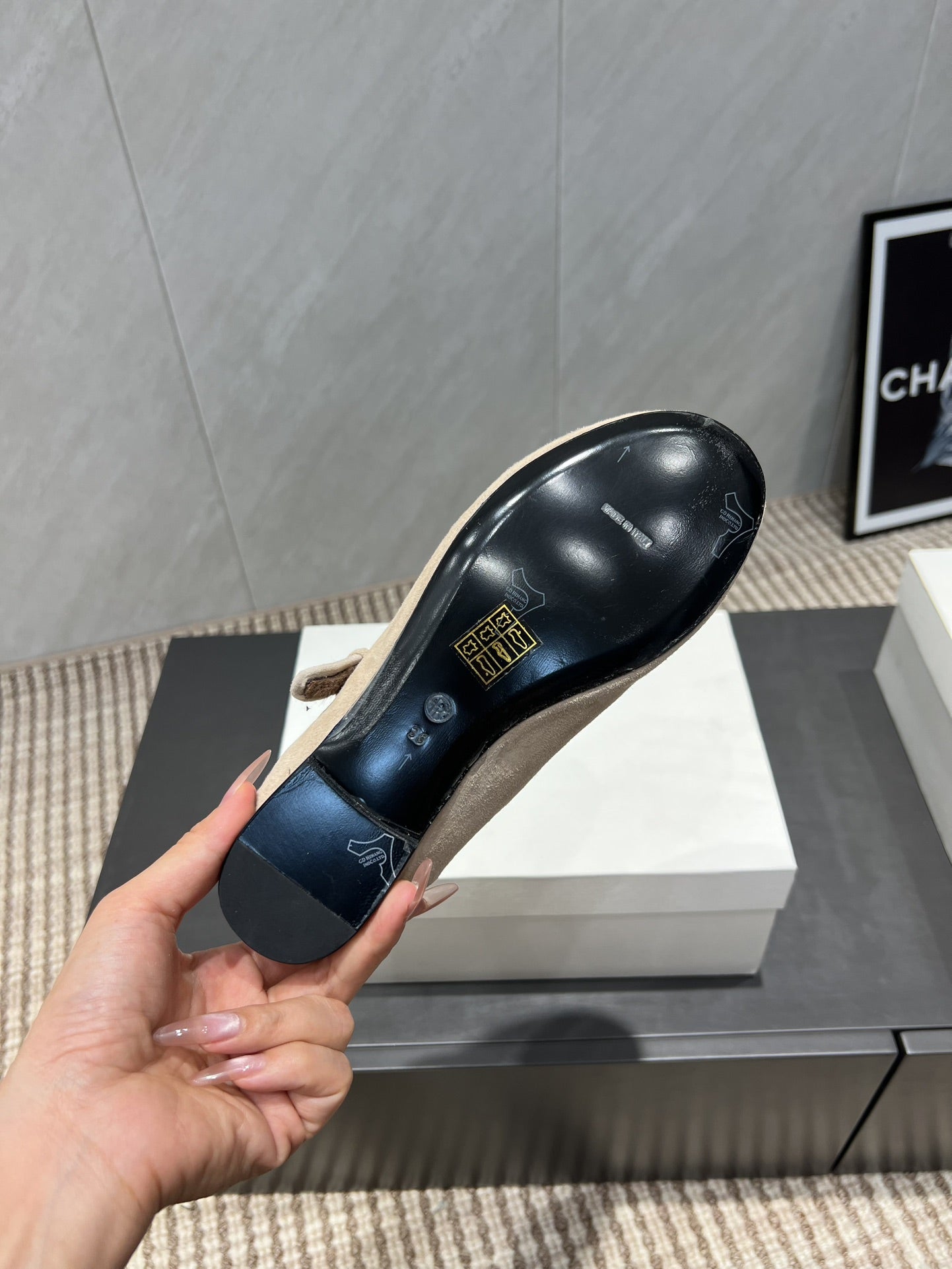 The Row 2025 Round Toe Ballet Flat Beige Suede Fleece 540490