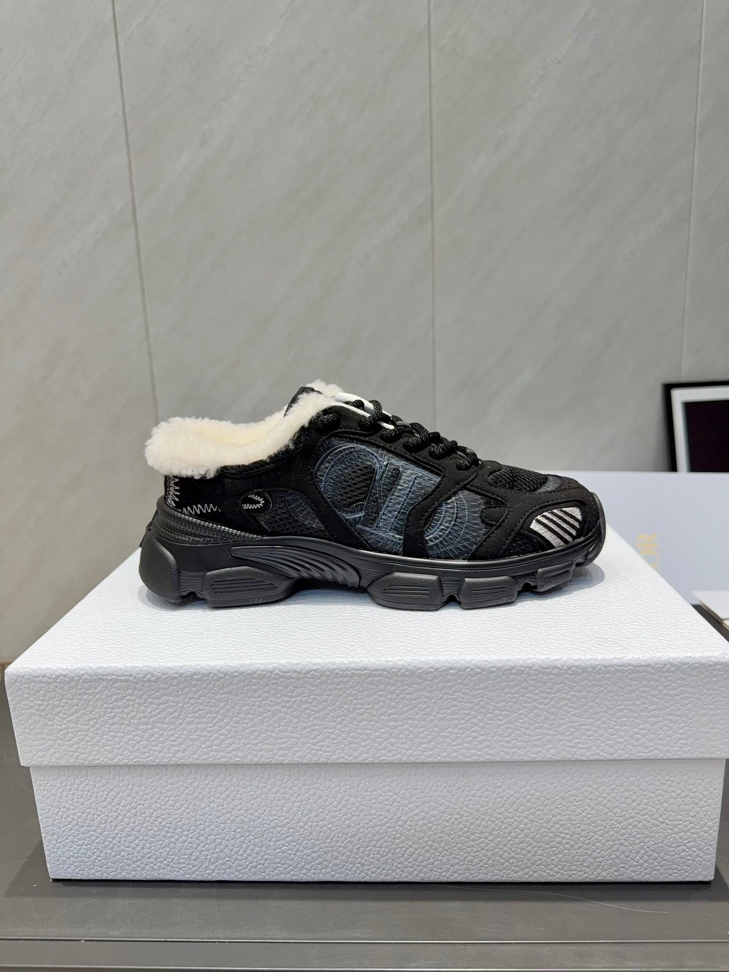 CD platform casual sneaker black wool suede mesh 539678