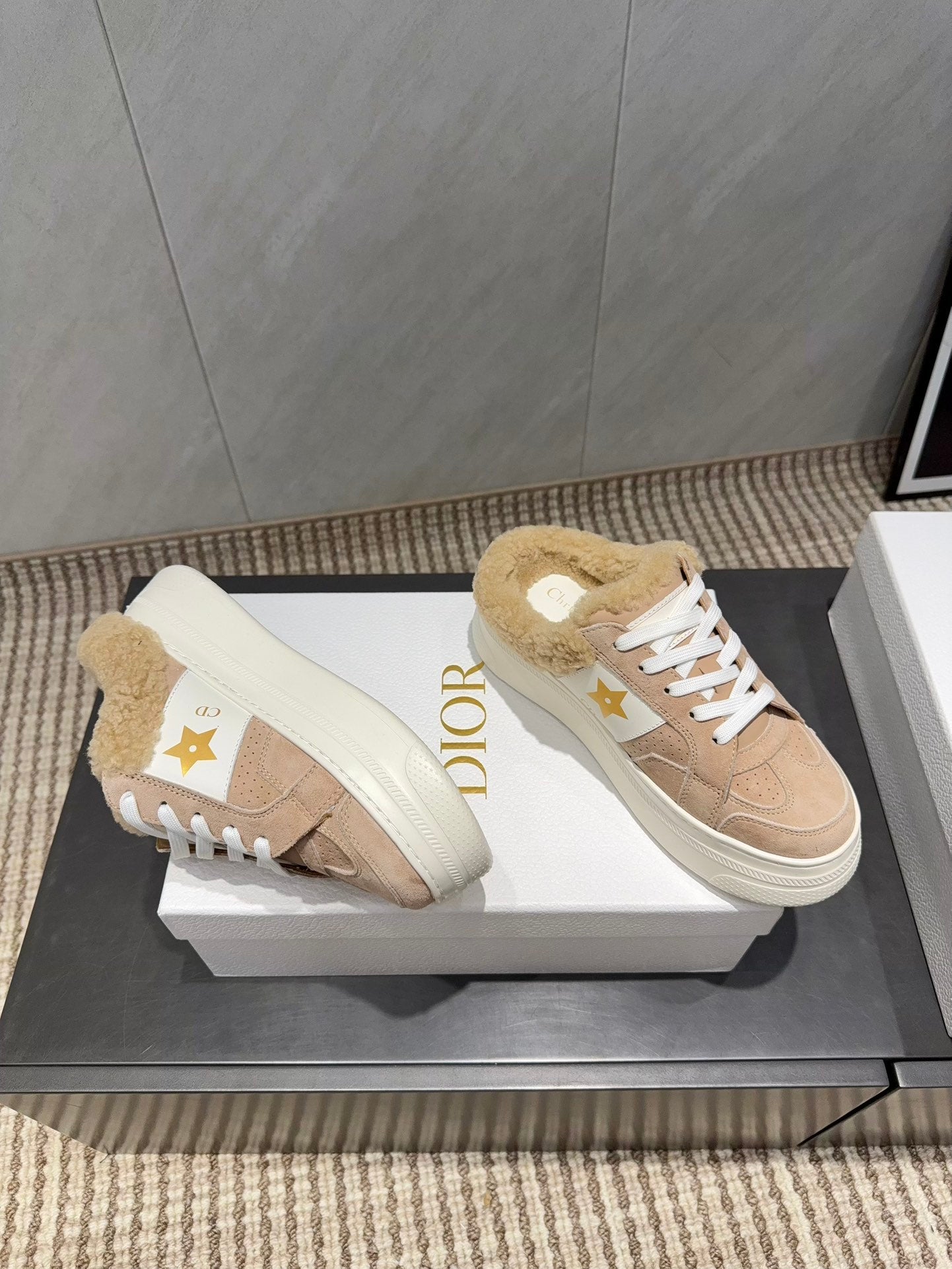CD Star sneakers pink beige cowhide wool 539689
