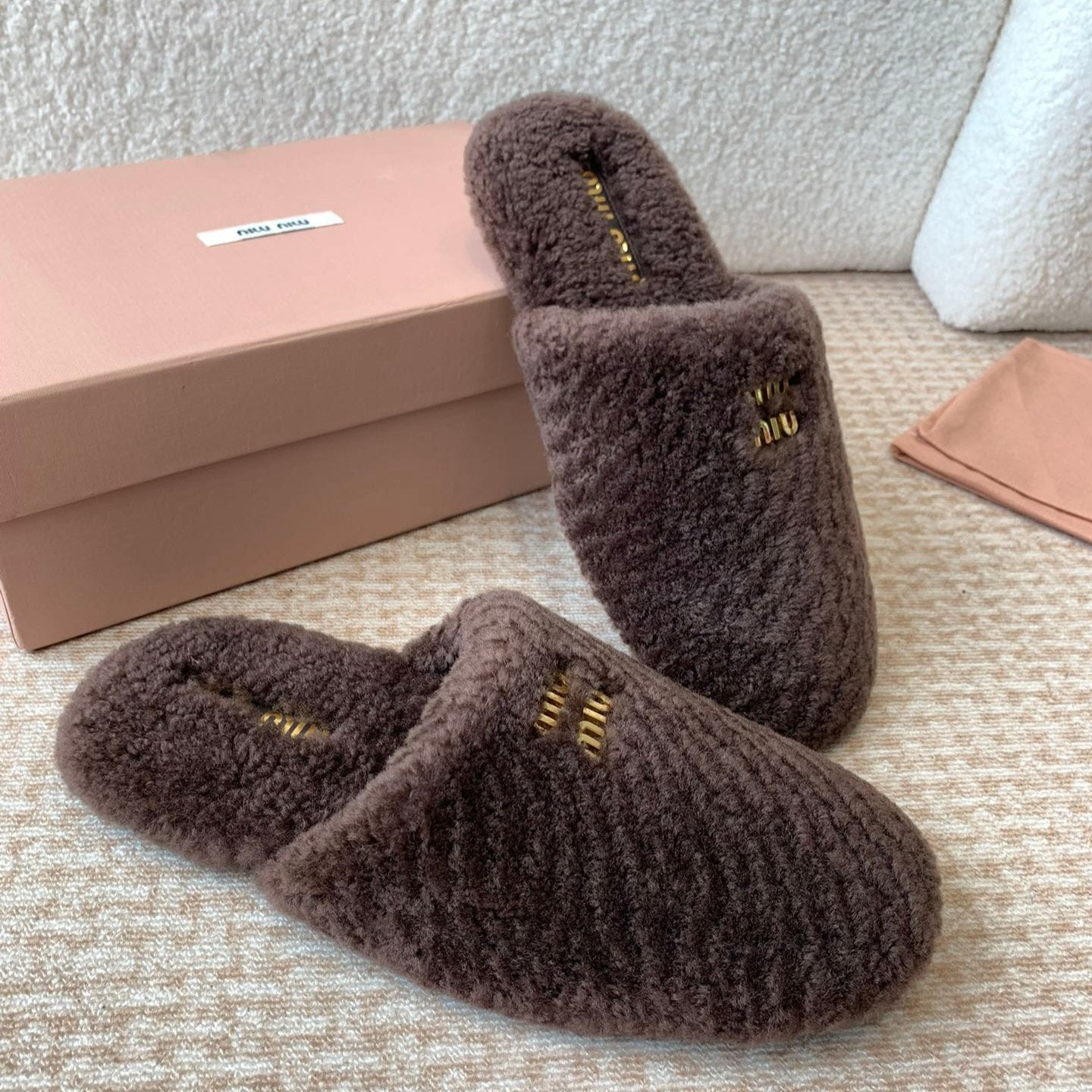 Miu Slippers Brown Earth Wool