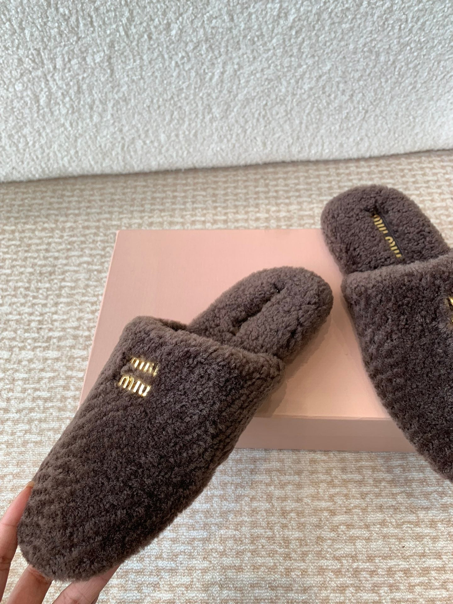 Miu Slippers Brown Earth Wool
