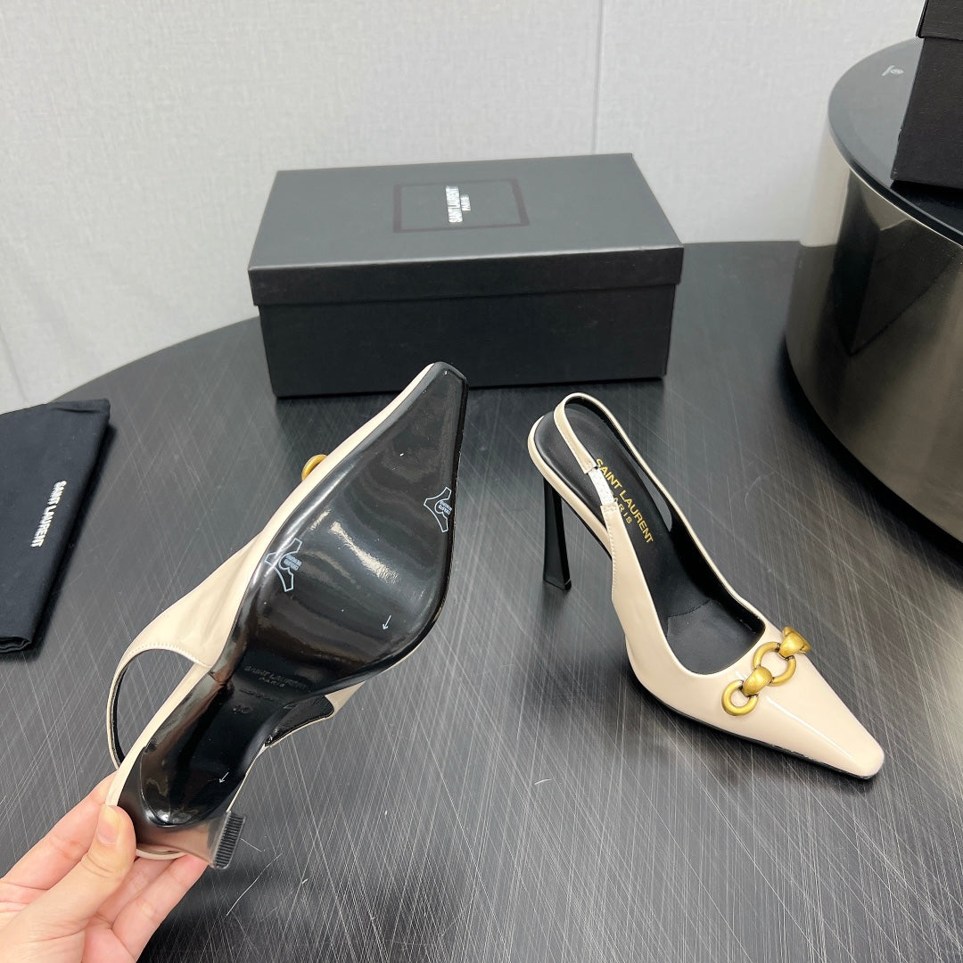 GOLD CHAIN ATTACHED HIGH SLINGBACK IN CREAM GLOSSY CALFSKIN