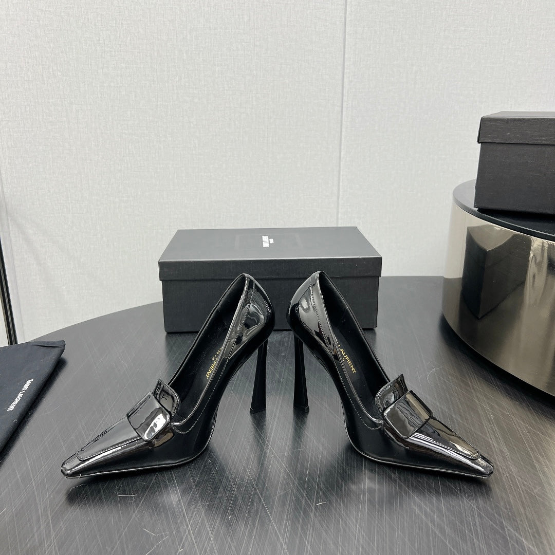 D'ORSAY PUMPS IN BLACK GLOSSY CALFSKIN