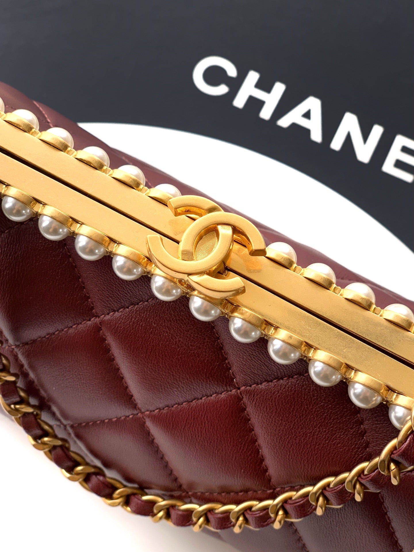 Chanel 2026 Pearl Clutch Burgundy Gold Lambskin 321878