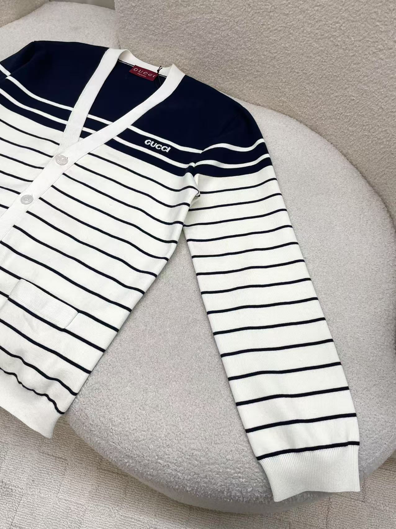 GG 25 Cardigan Black Mix White Wool 0034