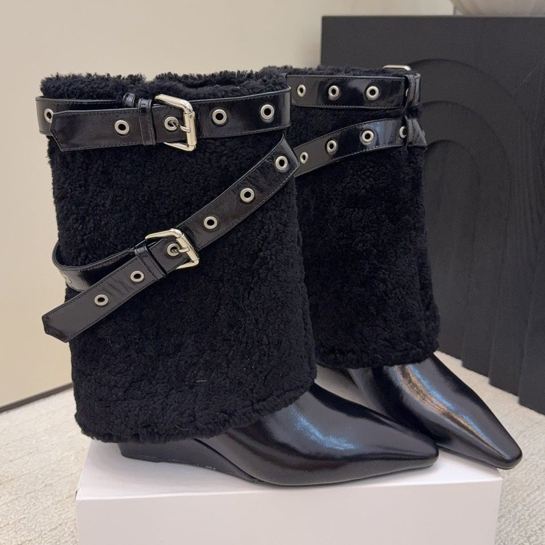 CC 26 Ankle Boot With Buckle Black Cowhide Wool 589111