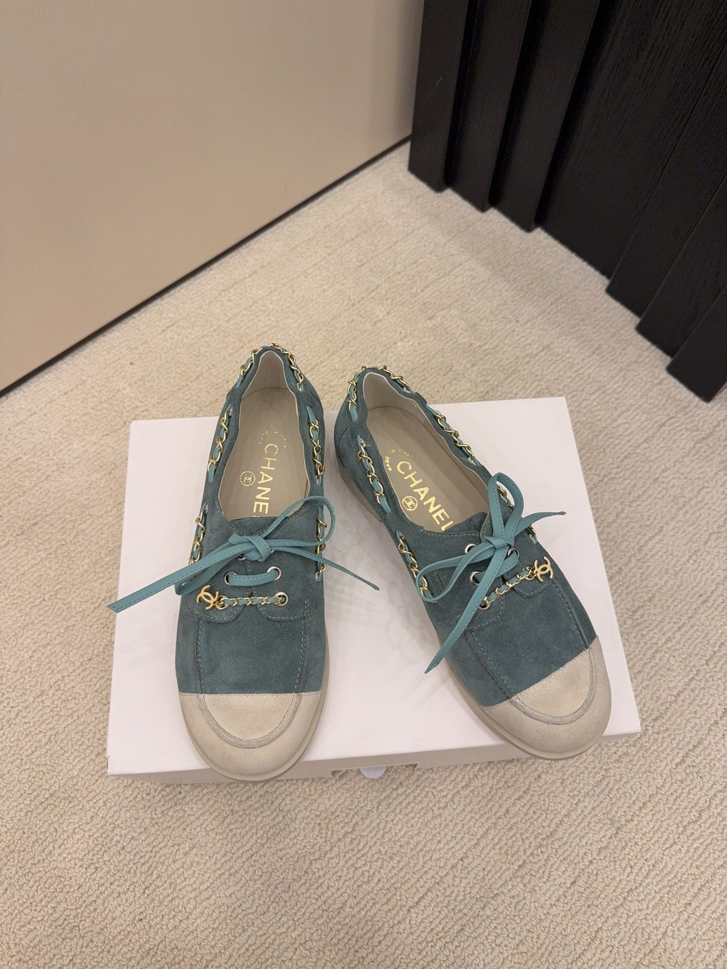 CC 26 Mocassin Loafer Blue Suede 588897