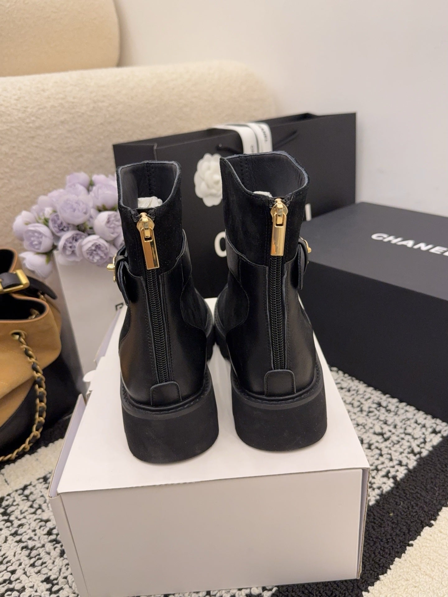 CC 26 Boot With Lug Sole Black Suede Leather 588681