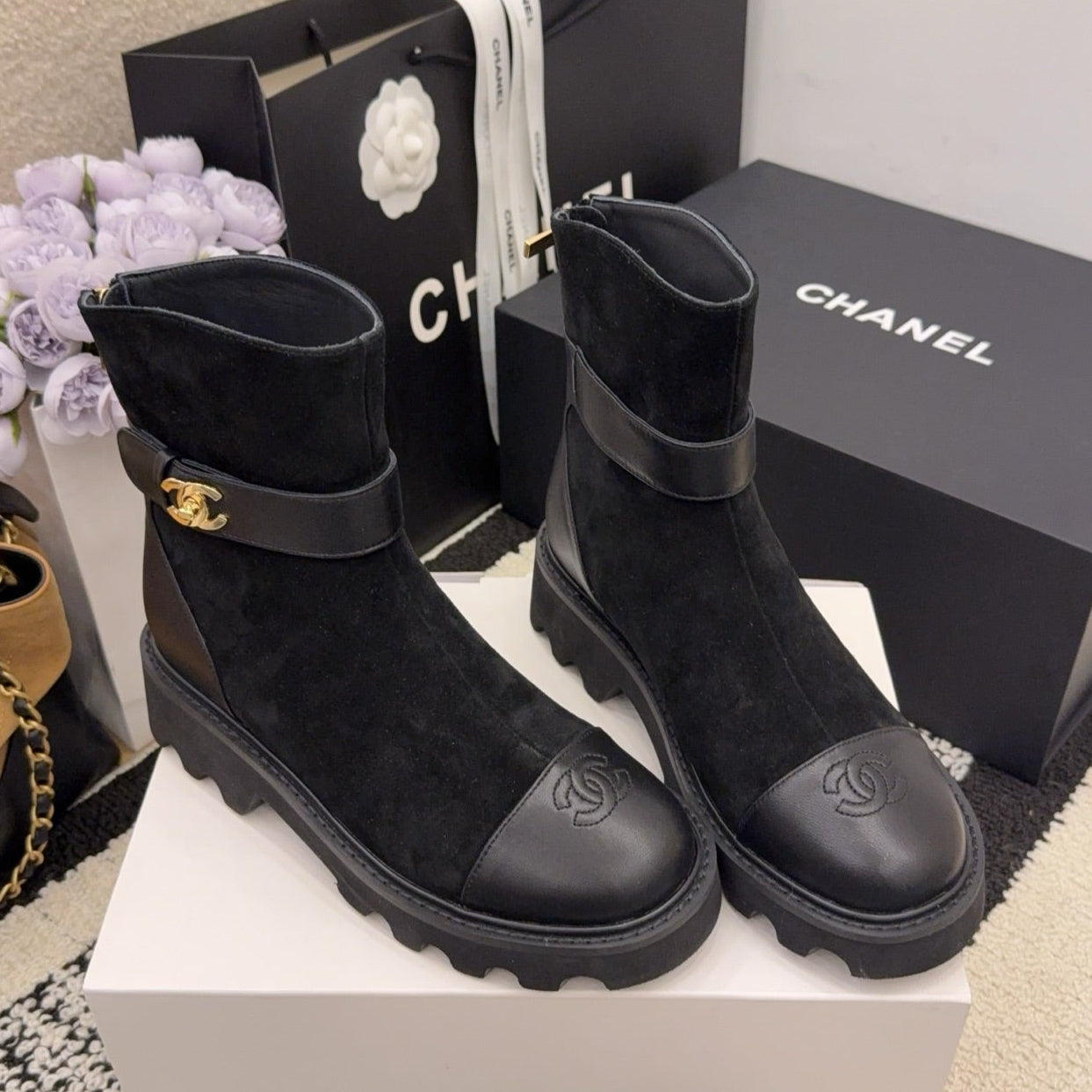 CC 26 Boot With Lug Sole Black Suede Leather 588681