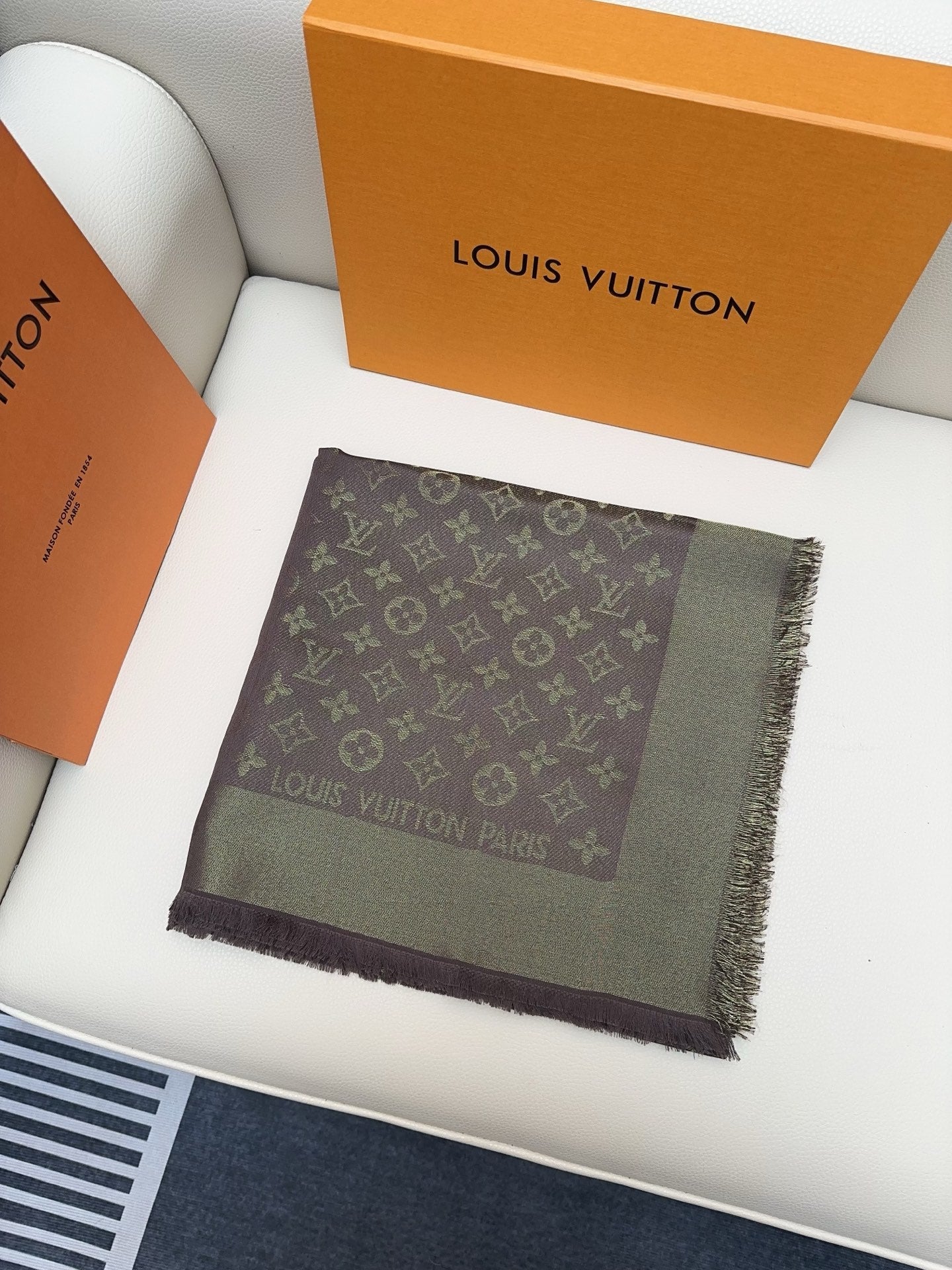 LV 25 Scarf 140CM Brown Silk 293291