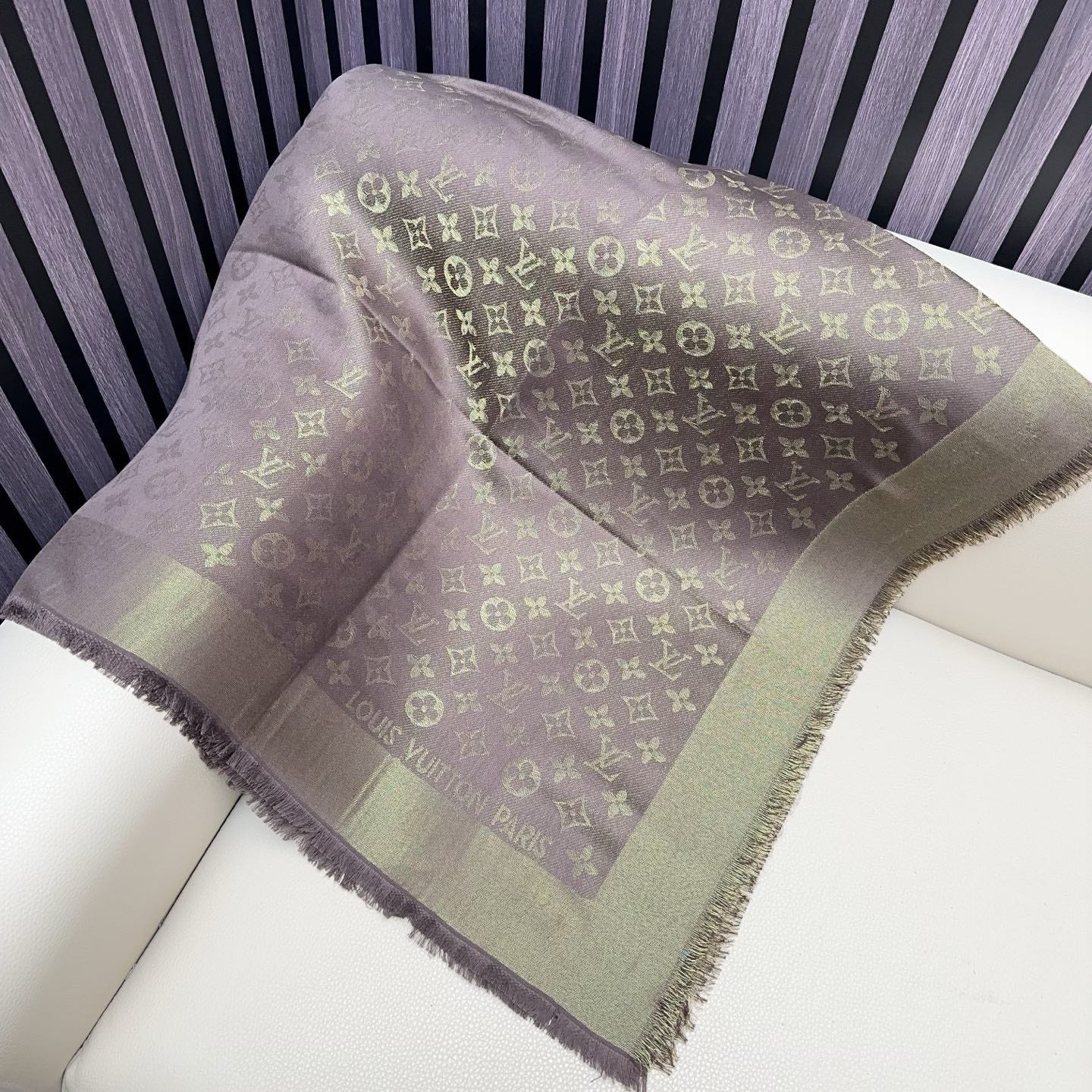 LV 25 Scarf 140CM Brown Silk 293291