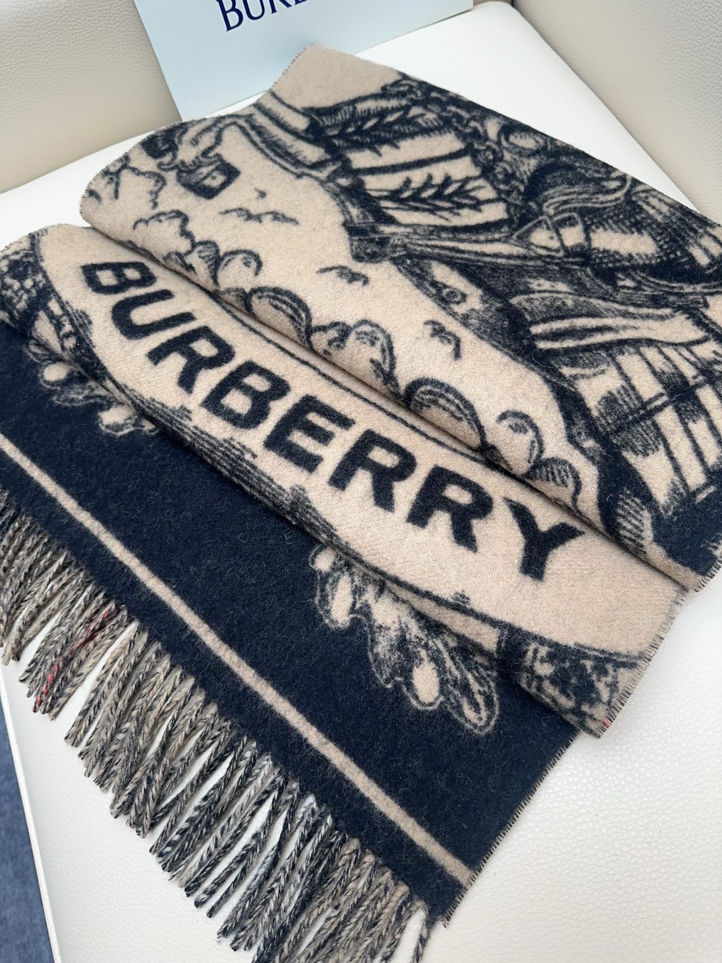 BBR Masterpiece 200CM Beige Black Cashmere 293287