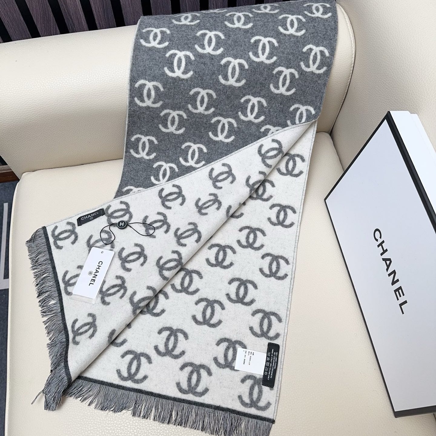 CC 25 Classic Scarf 180cm Gray Wool 293306