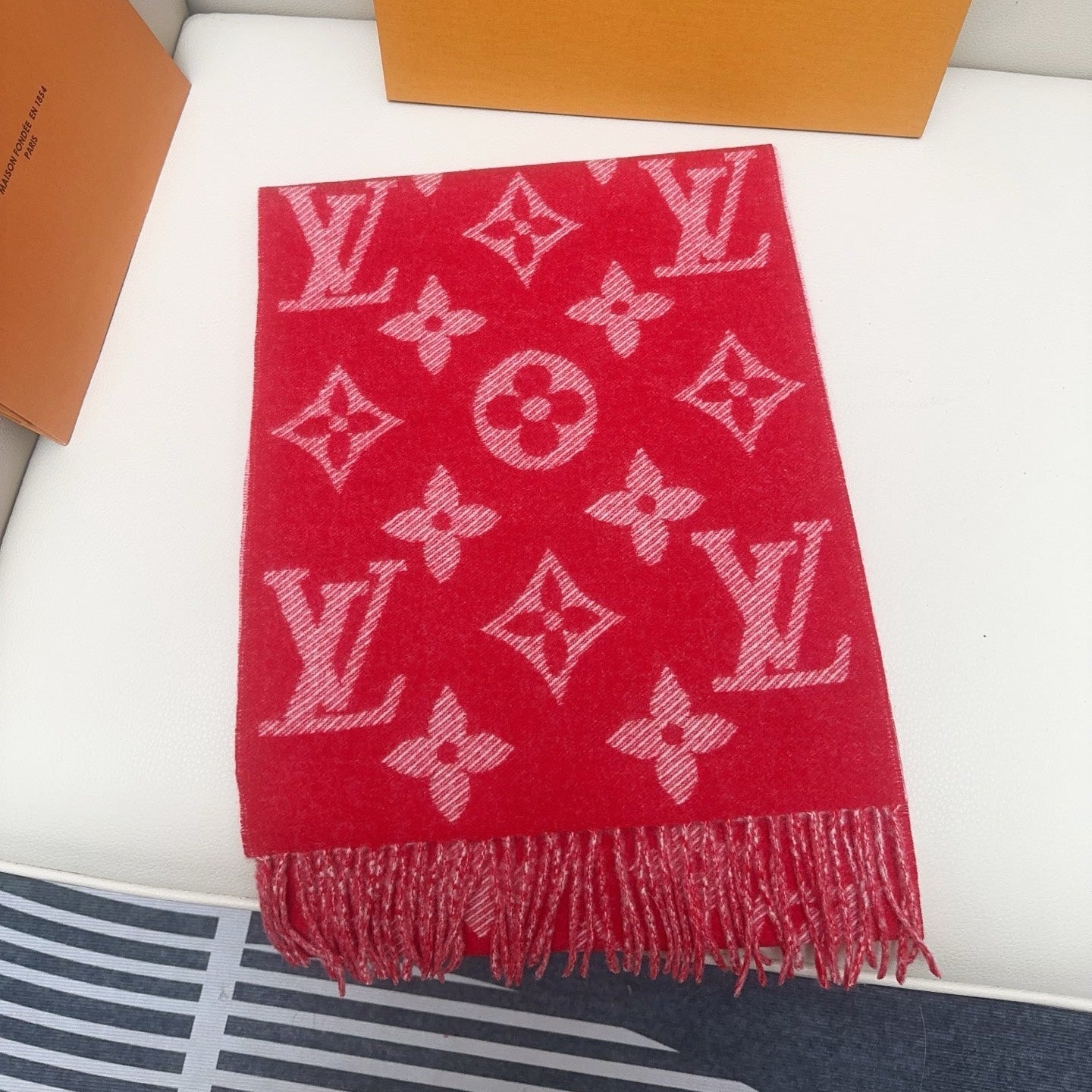 LV 25 Scarf 186CM Red Wool 293313