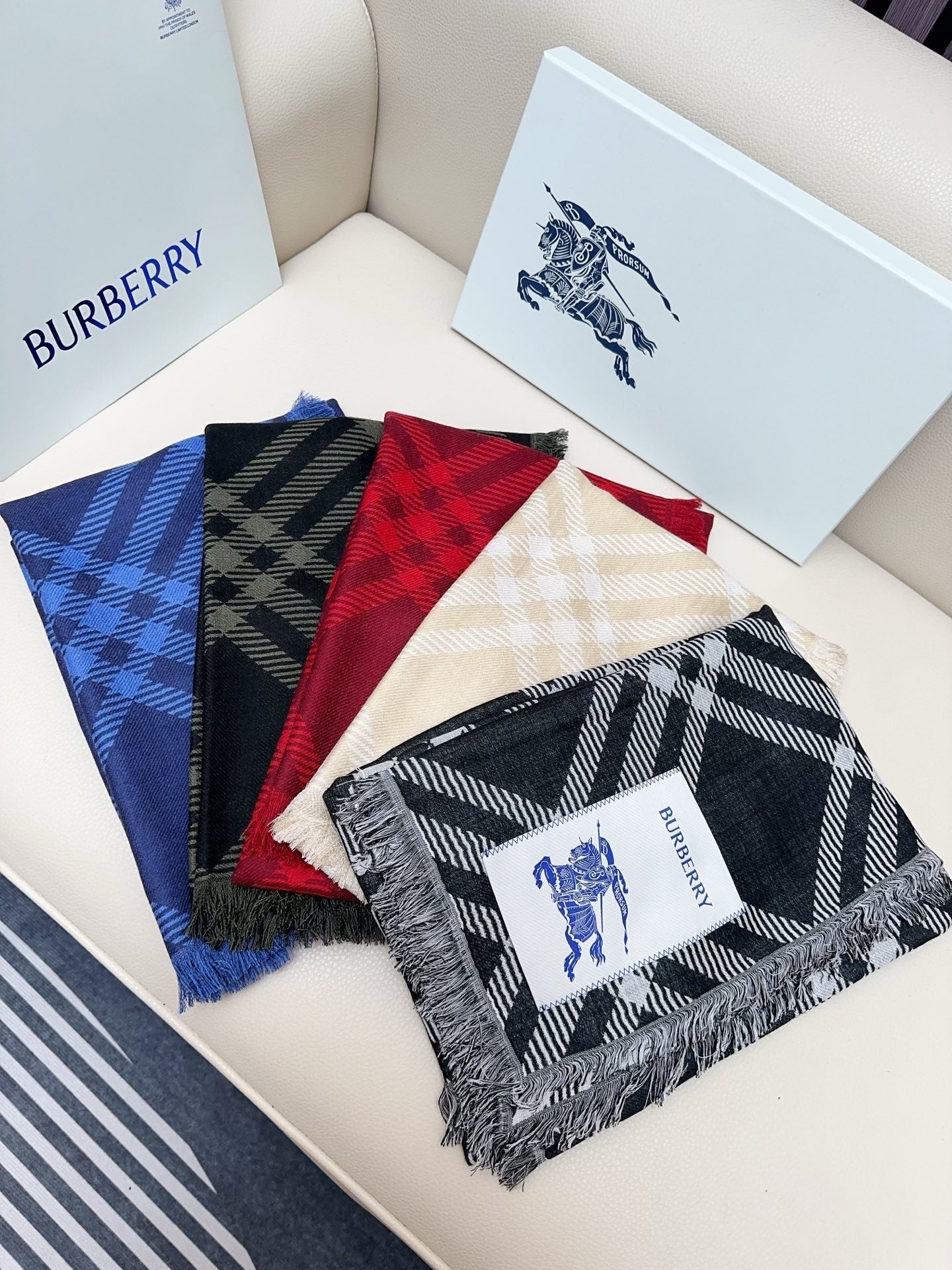 BBR Double-Sided Scarf 190CM Light Beige Cashmere 293317