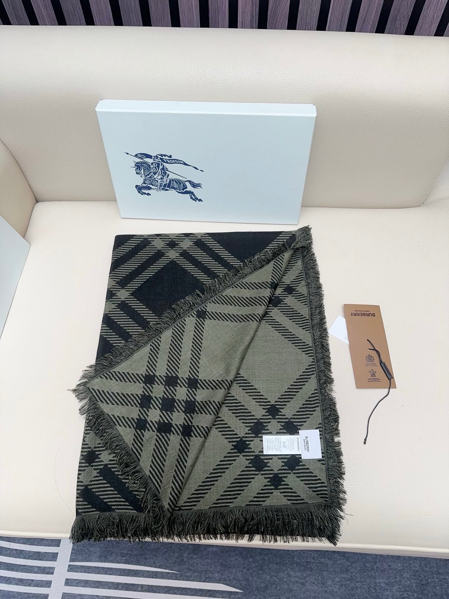 BBR Double-Sided Scarf 190CM Dark Green Black Cashmere 293315