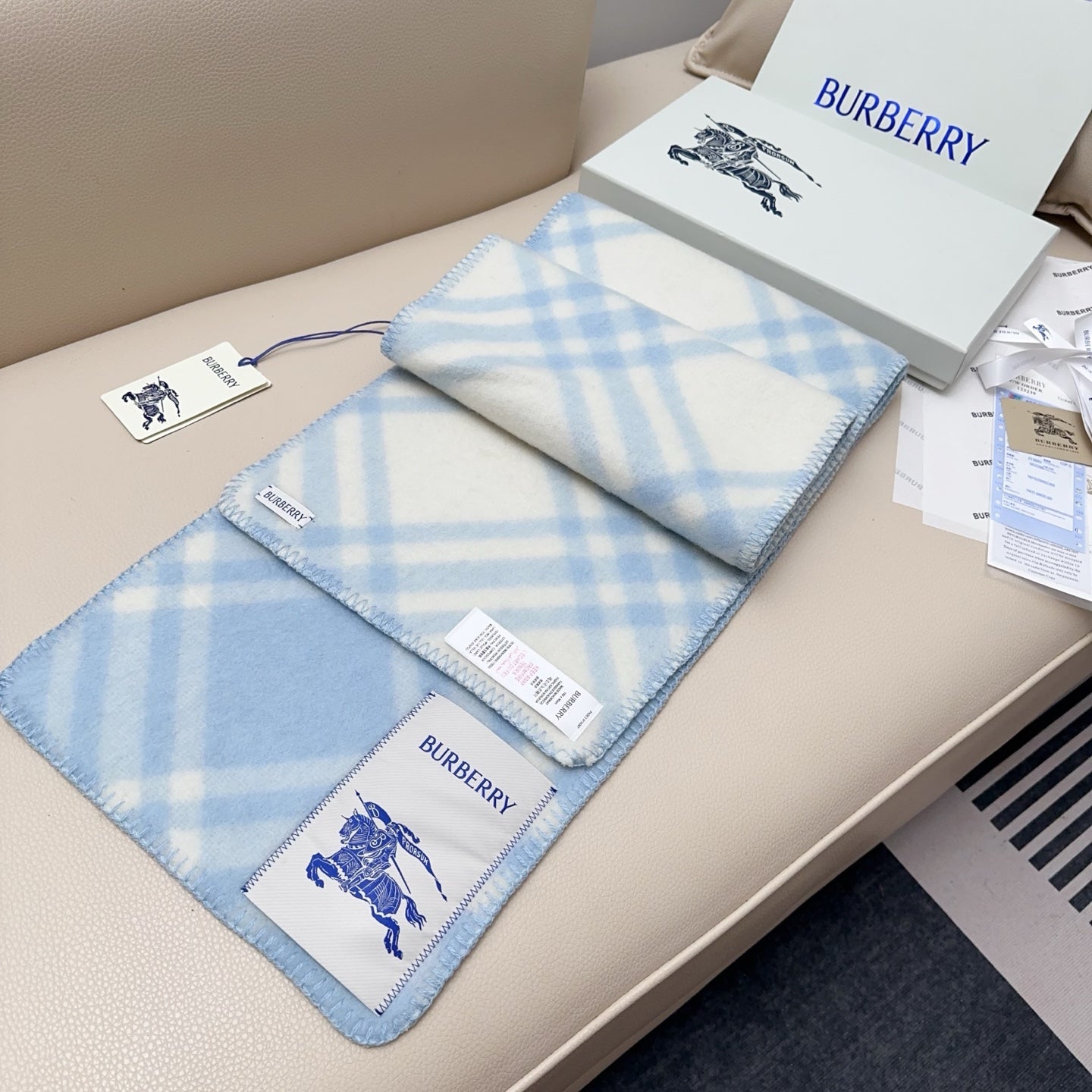 BBR Double-Sided Scarf 182CM Light Blue Cashmere 293322