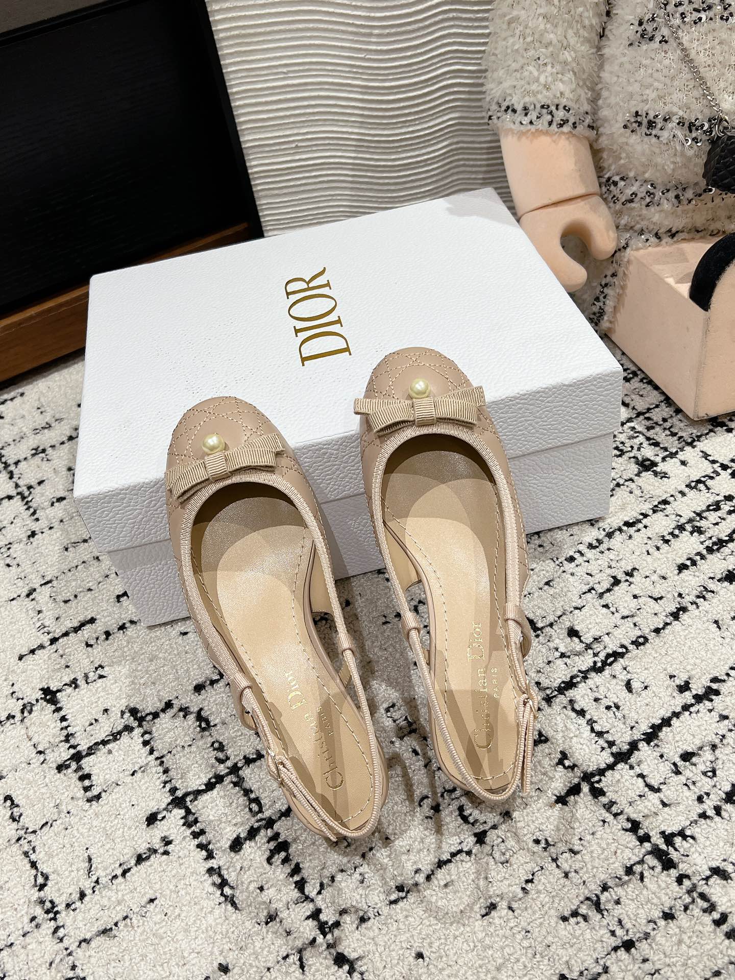 CD Ballet Slingback Pump 30mm In Nude Quilted Calfskin 997045