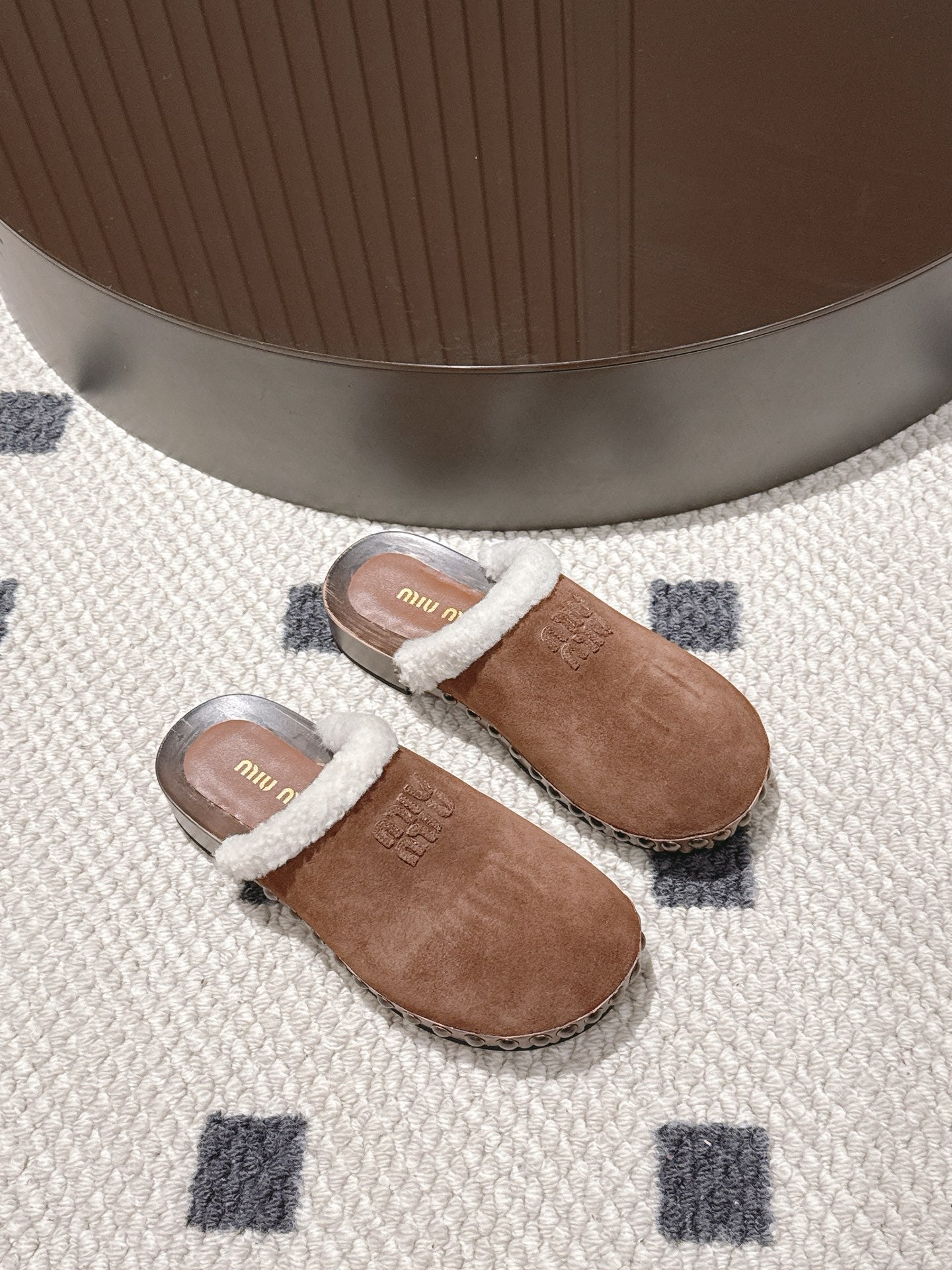 Miumiu 25 Shearling-trimmed Slipper Brown Suede Wool 547576