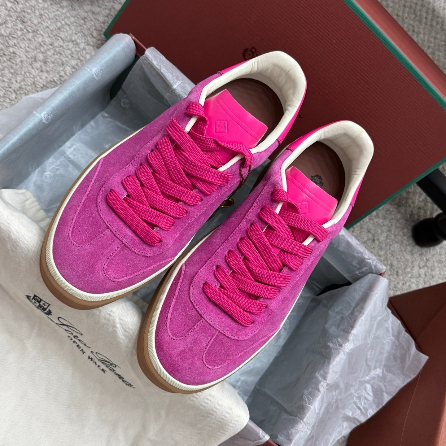 LP sneaker unisex style hot pink sheepskin mix suede 384719