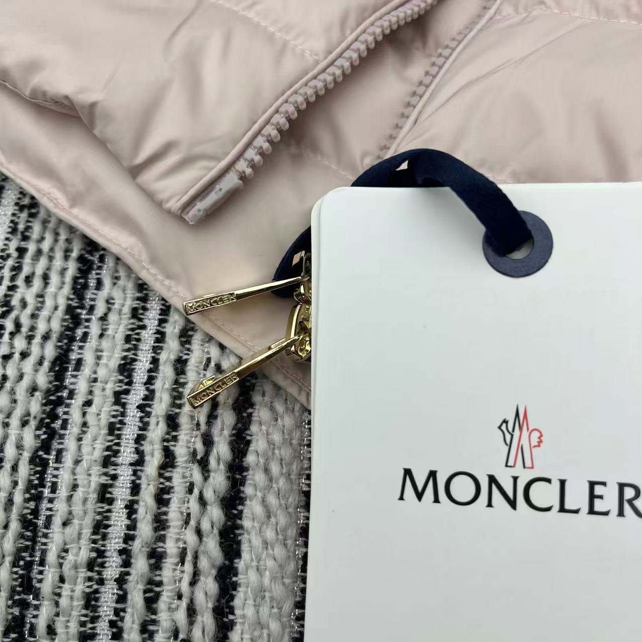 MC 2025 Quilted Knit-panel Puffer Jacket Nude Pink Polyester Wool 528746