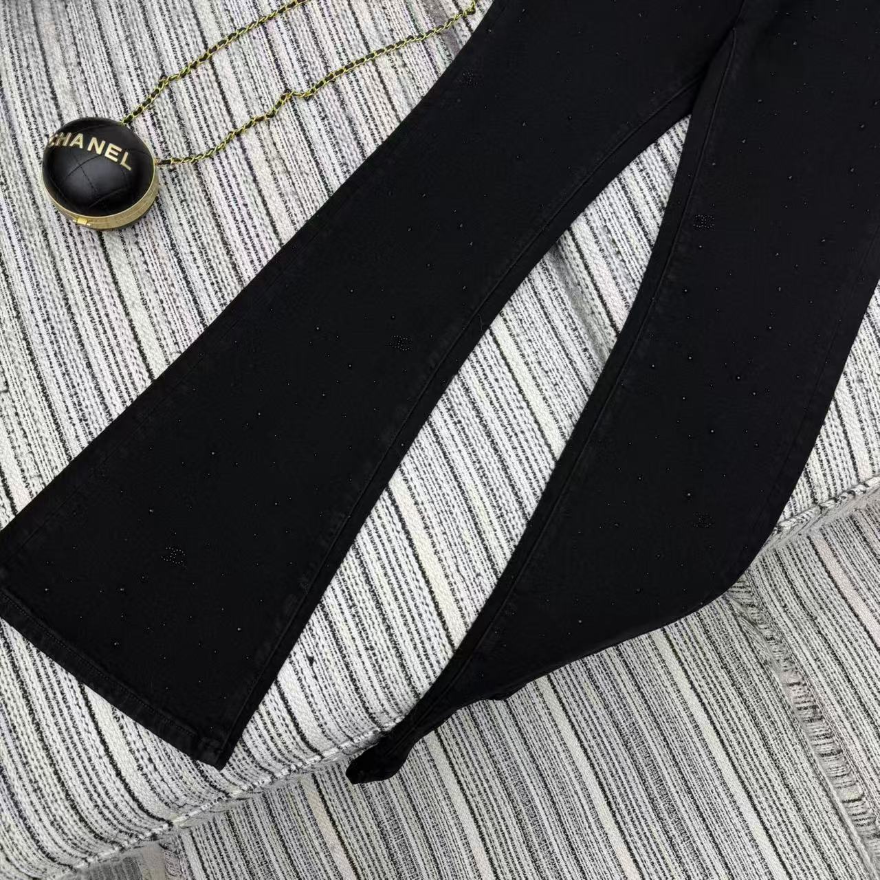 Chanel 2025 Rhinestone Flared Jeans Black Cotton 319004