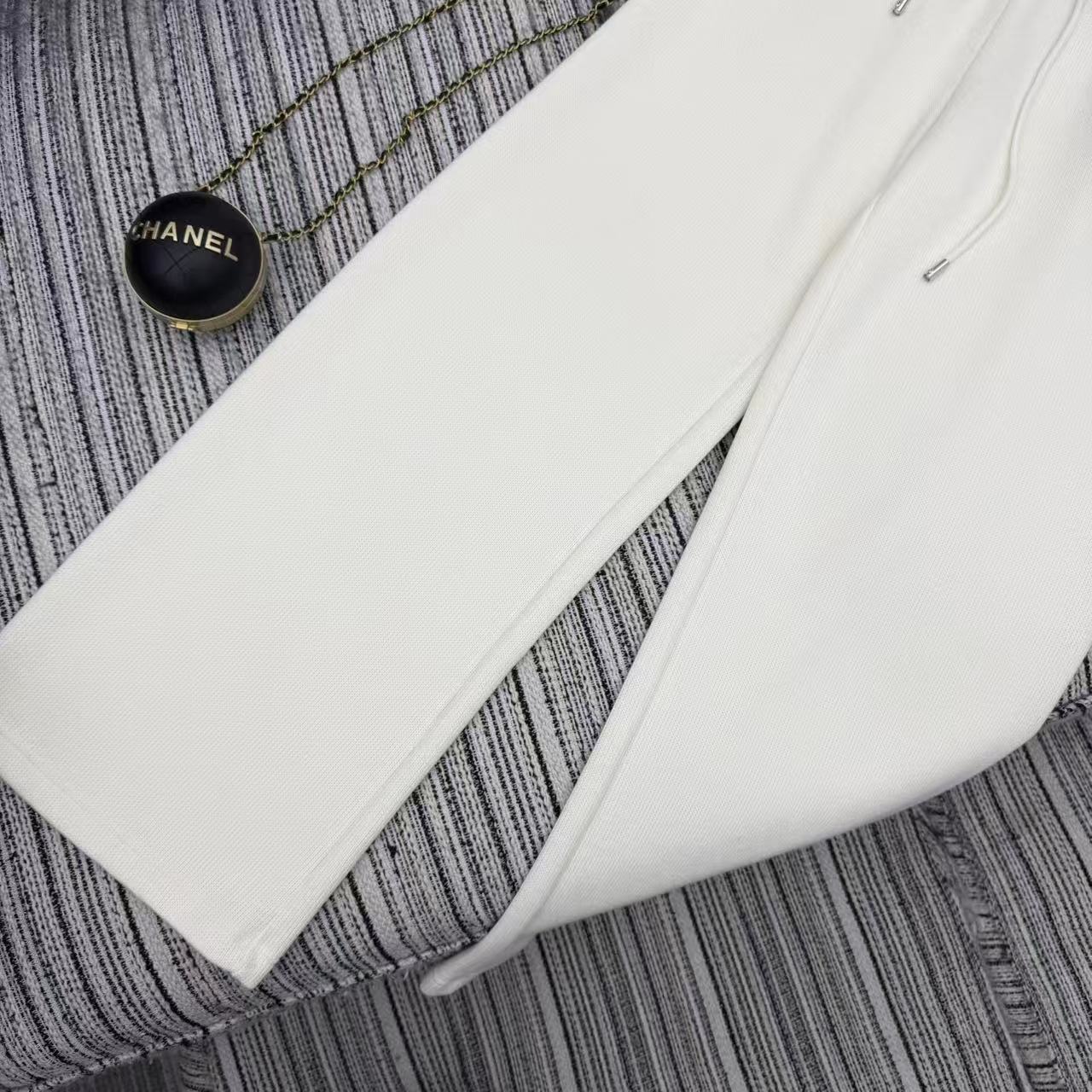 Chanel 2025 Pant White Wool 318974