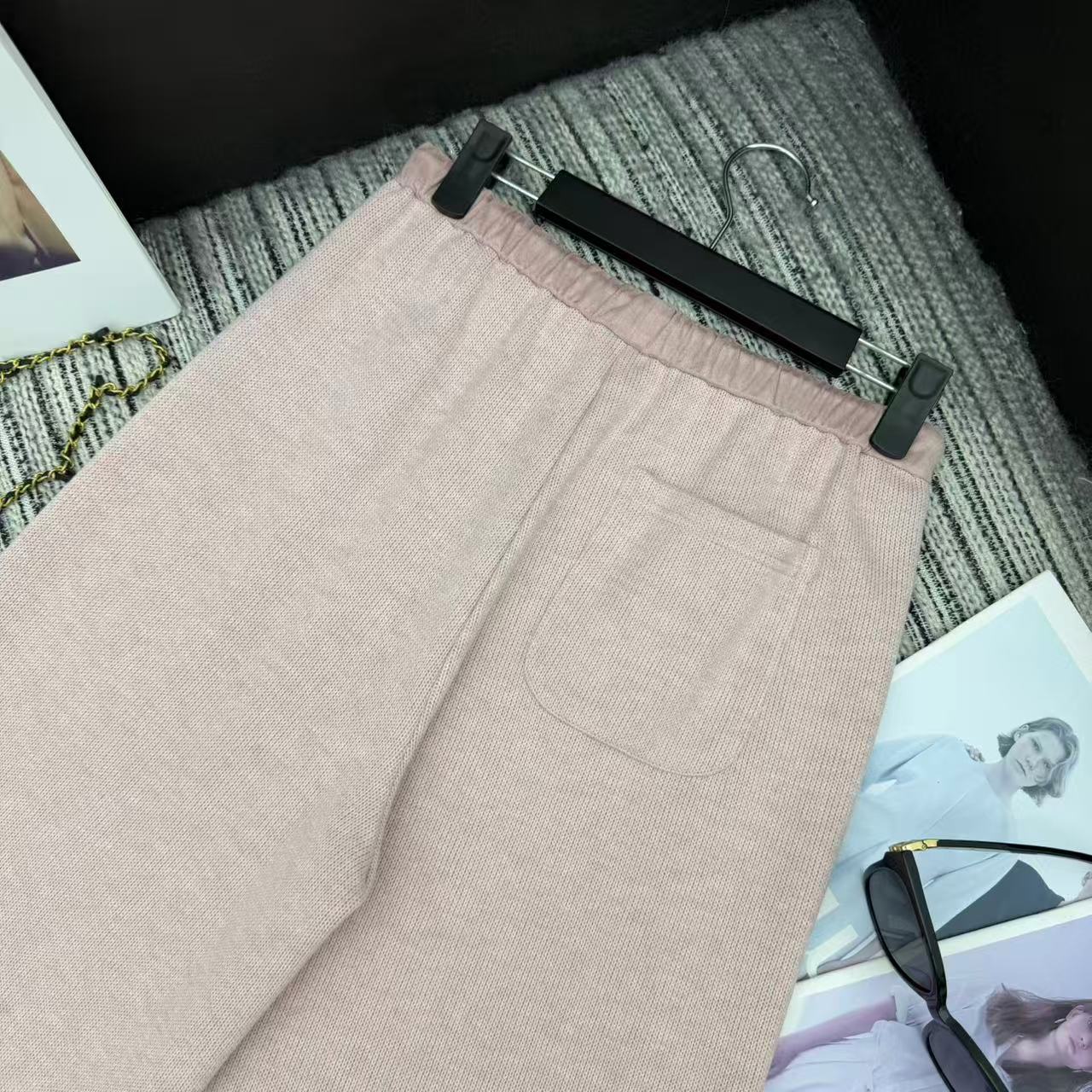 Chanel 2025 Pant Pink Wool 318975