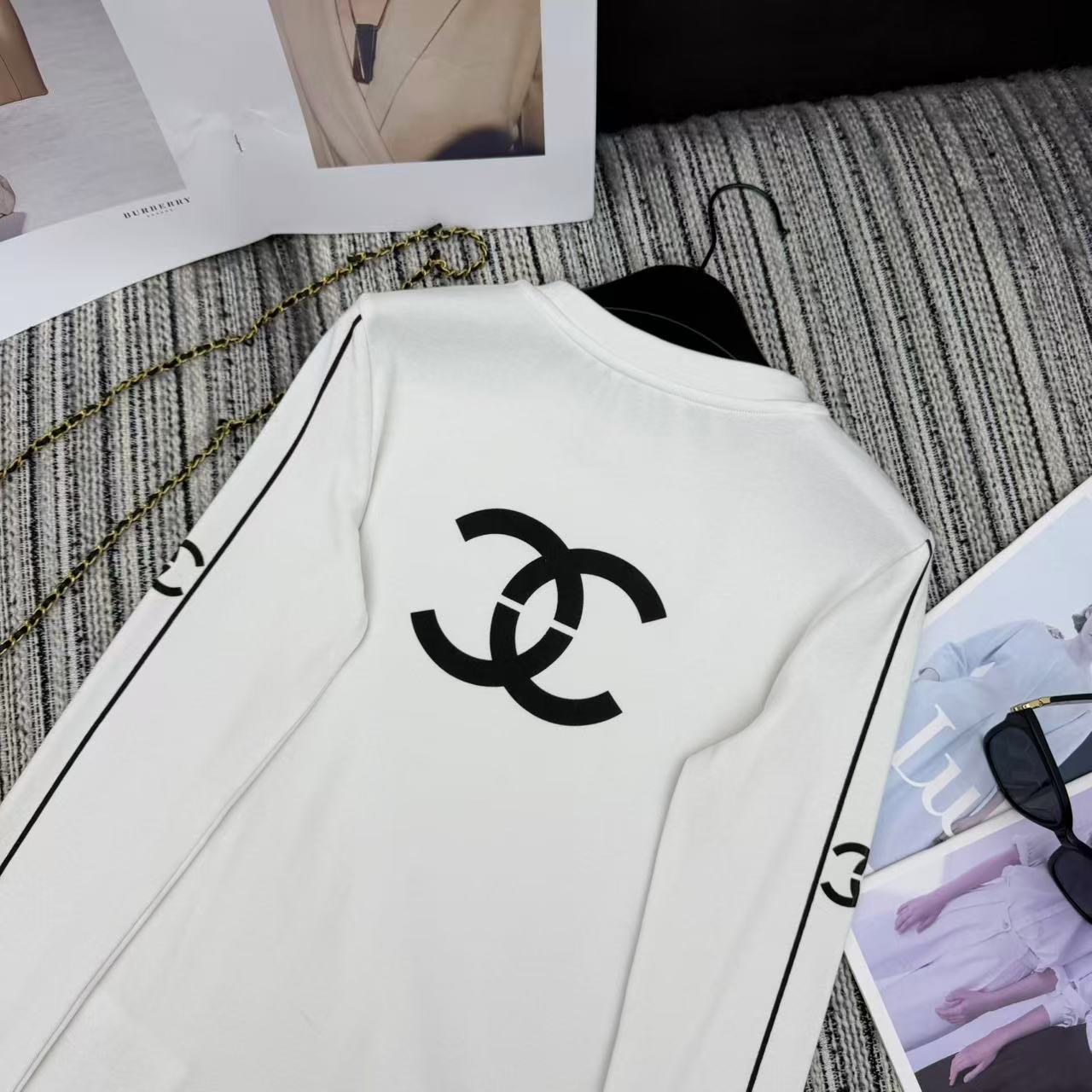 Chanel 2025 Long-sleeved Top White Cotton 318955